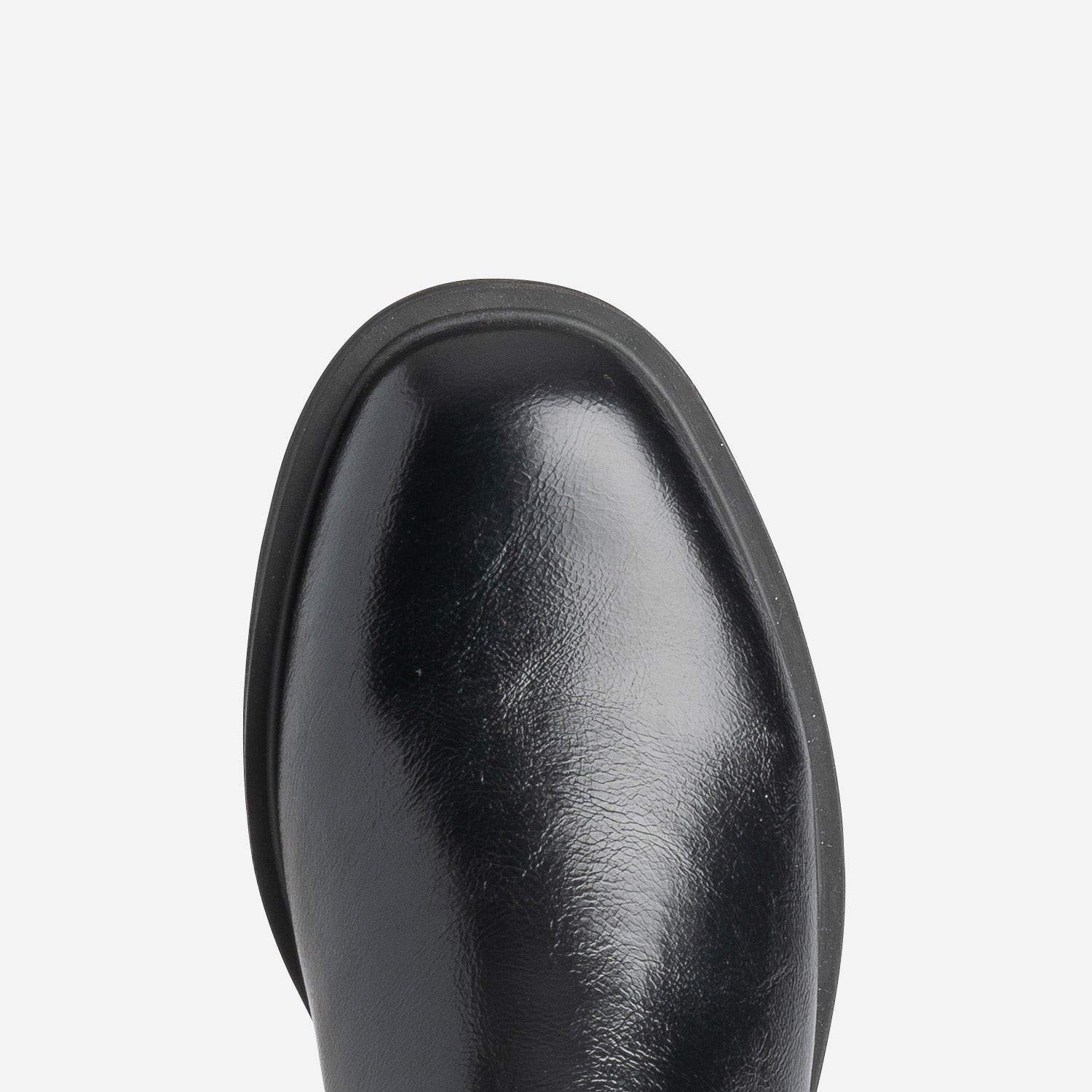 Botte noire glacée
