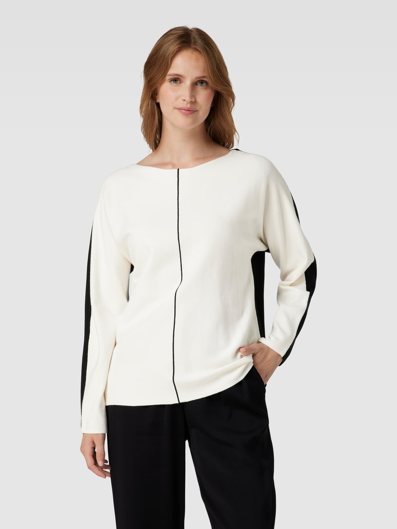 Strickpullover mit U-Boot-Ausschnitt in schwarz