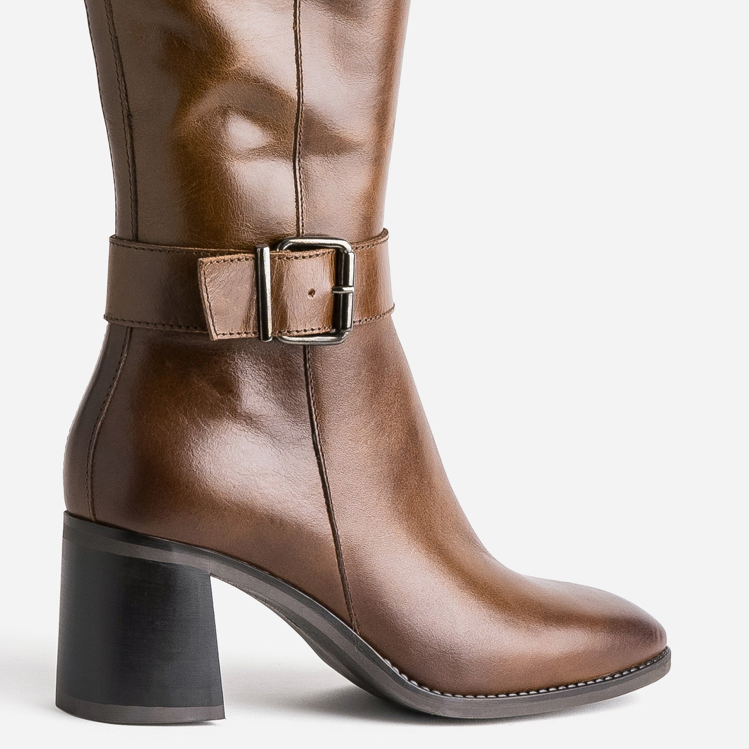 Botte marron en cuir à talon