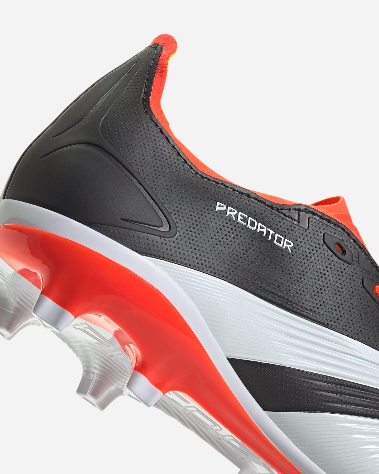 Buty piłkarskie Adidas Predator League L Fg M IG7762