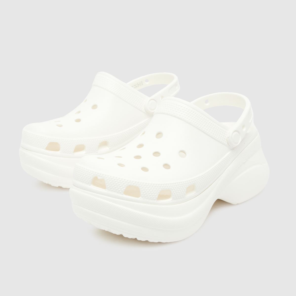 Crocs bae klumpa szandál fehér színben