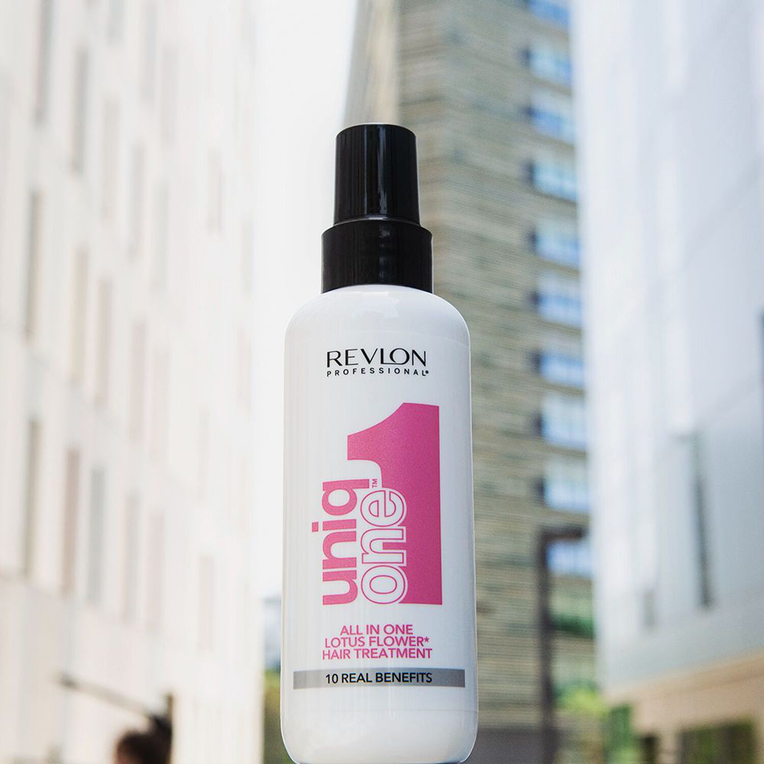 revlon professional Masque Spray Sans Rinçage 10 Bienfaits Lotus UNIQONE™ - Tous Types de Cheveux - 150 ml