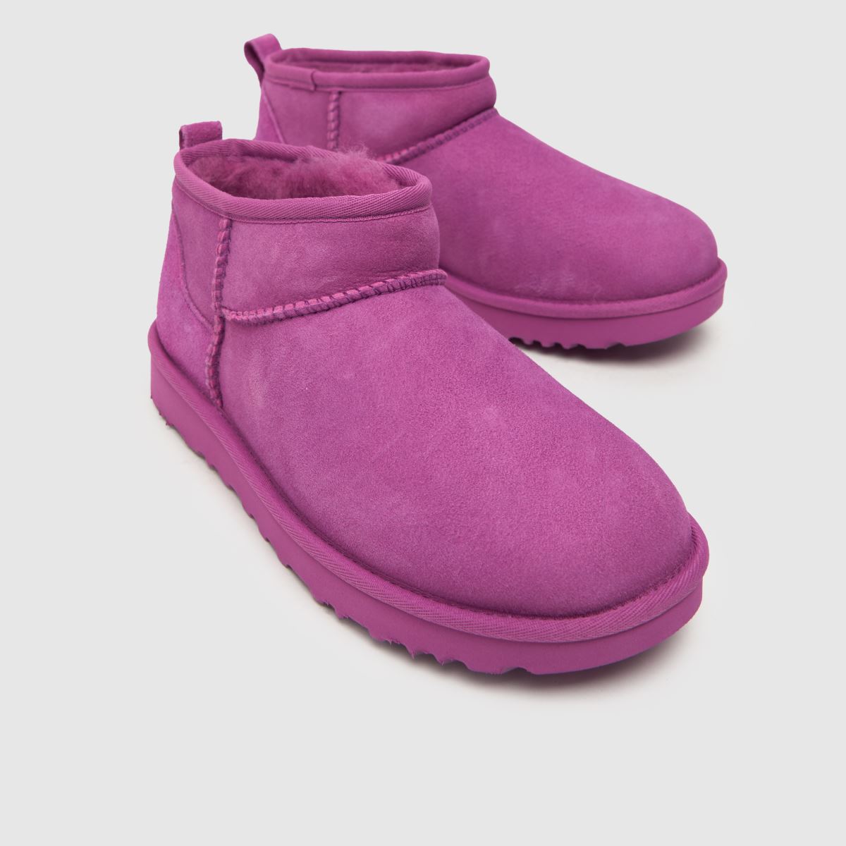 UGG klasszikus ultra mini csizma mangosztán színben
