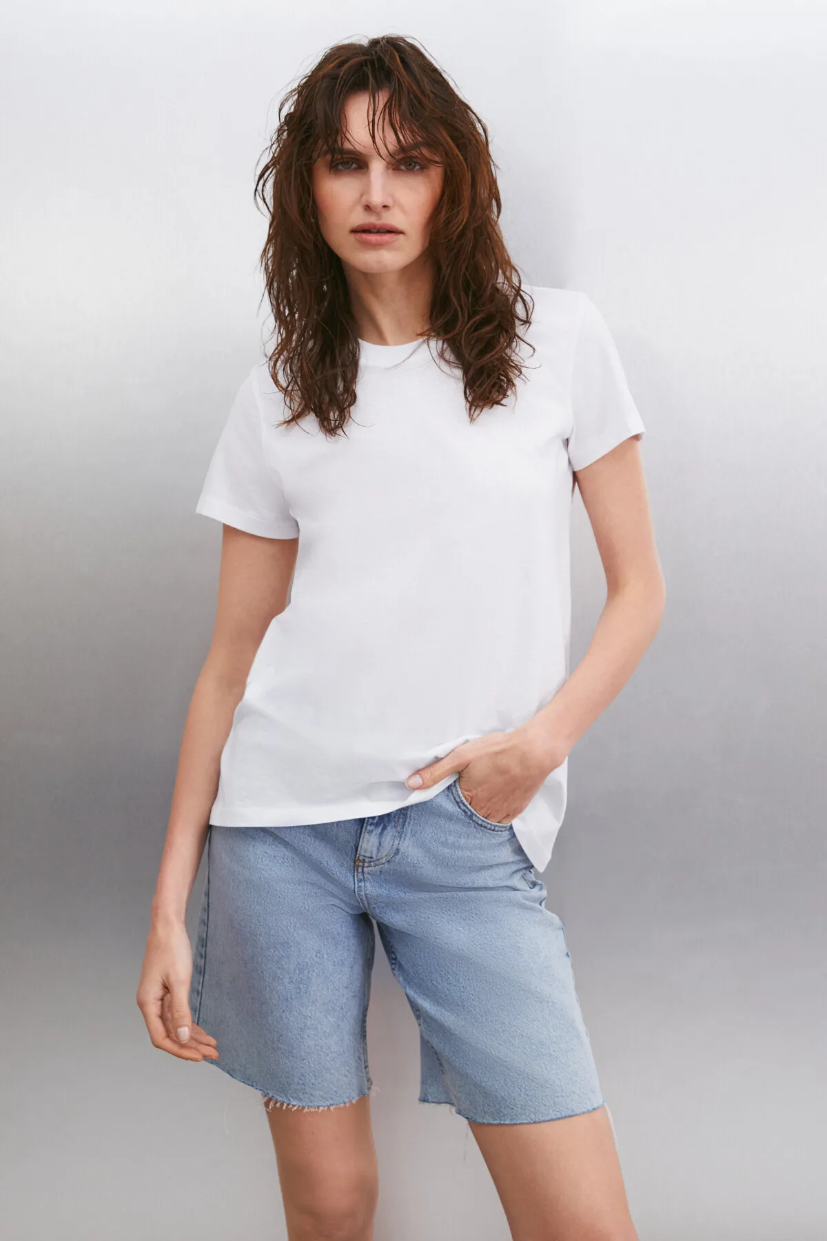 GRIMELANGE  Samantha Damen-T-Shirt mit Rundhalsausschnitt aus 100 % Baumwolle in Weiß