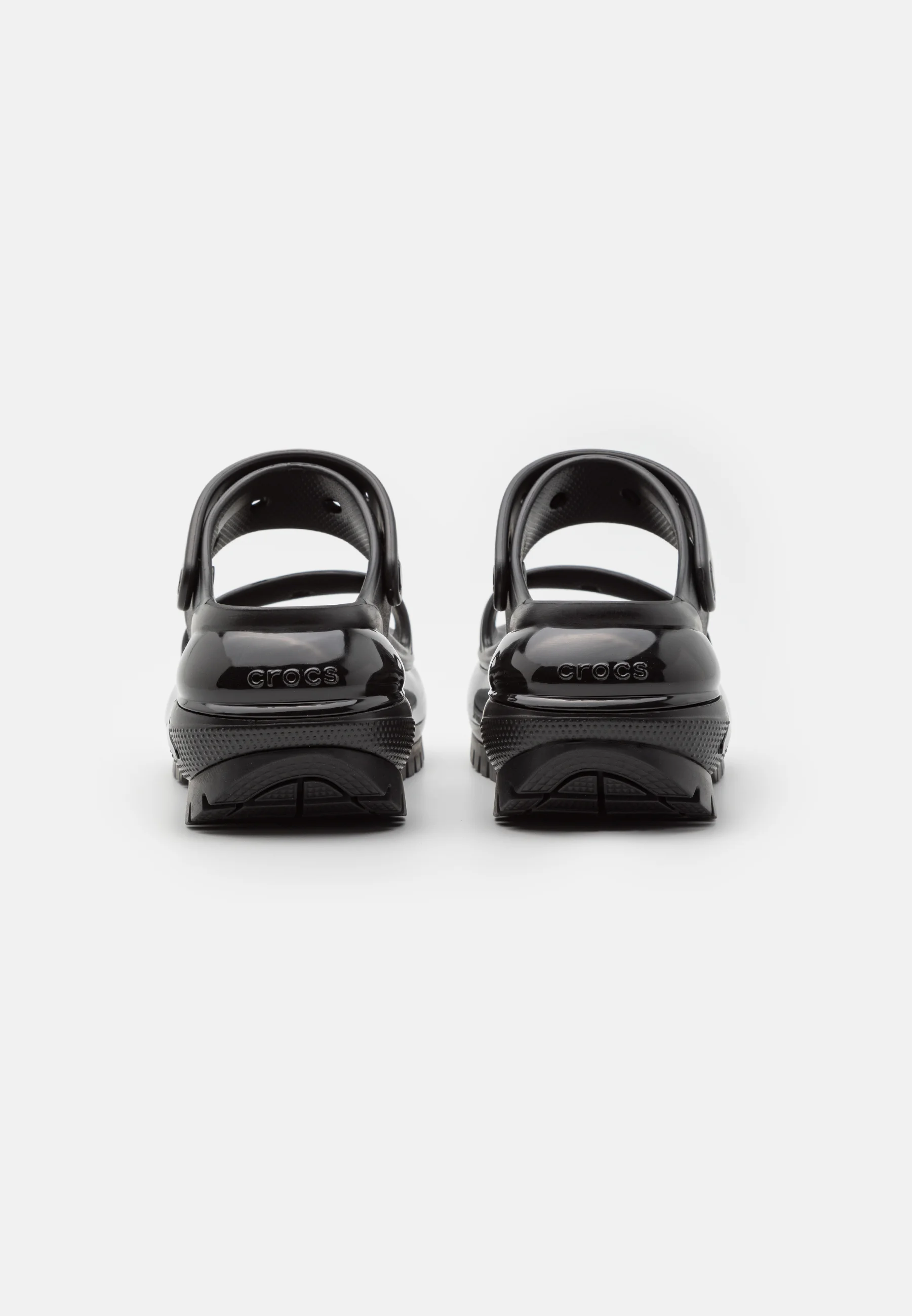 Crocs CLASSIC MEGA CRUSH - Pantuflas