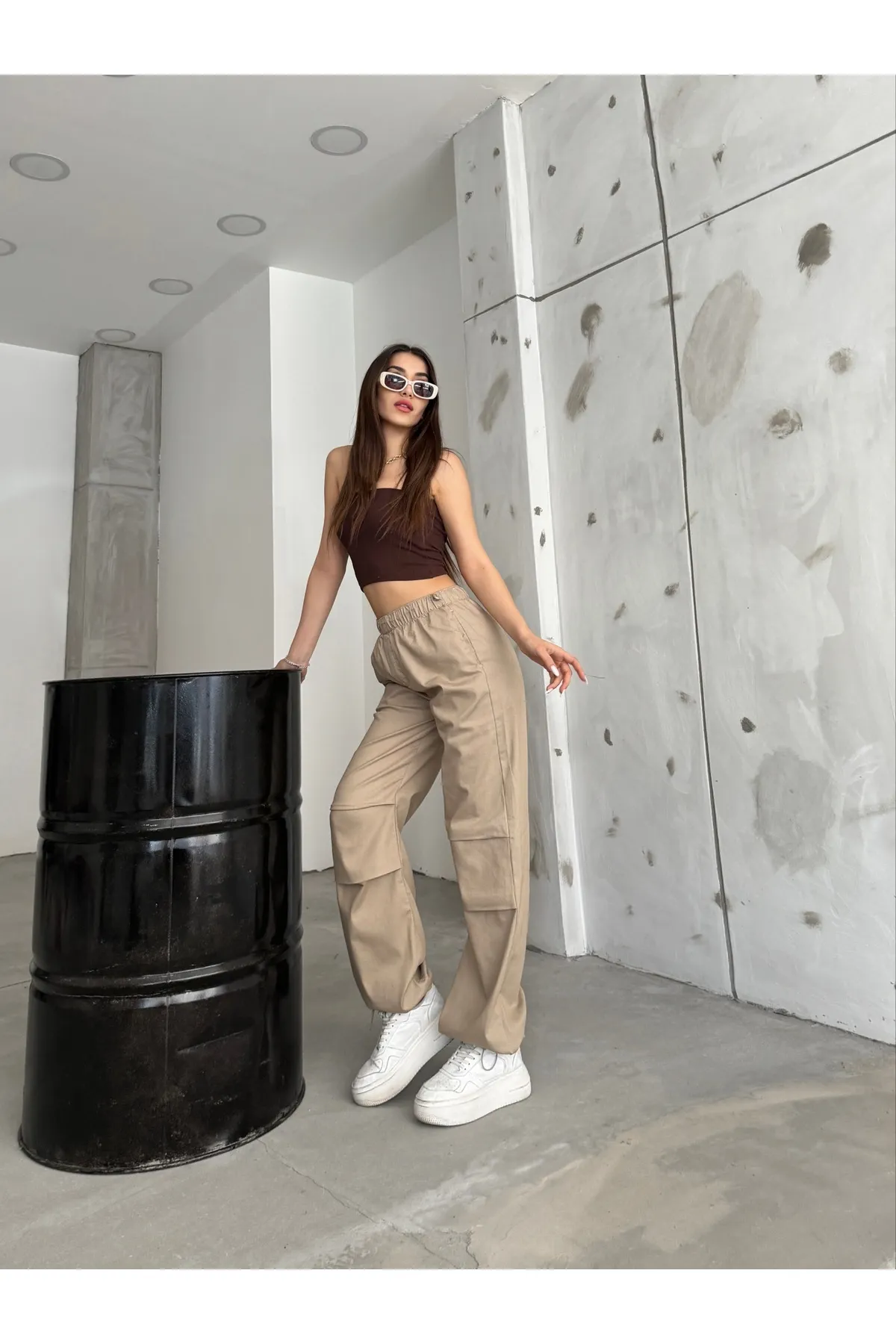 BİKELİFE  Beigefarbene Fallschirmhose für Damen