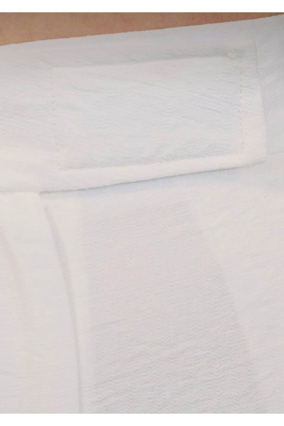 Laluvia  Weiße Hose mit weitem Bein und detaillierter Taille