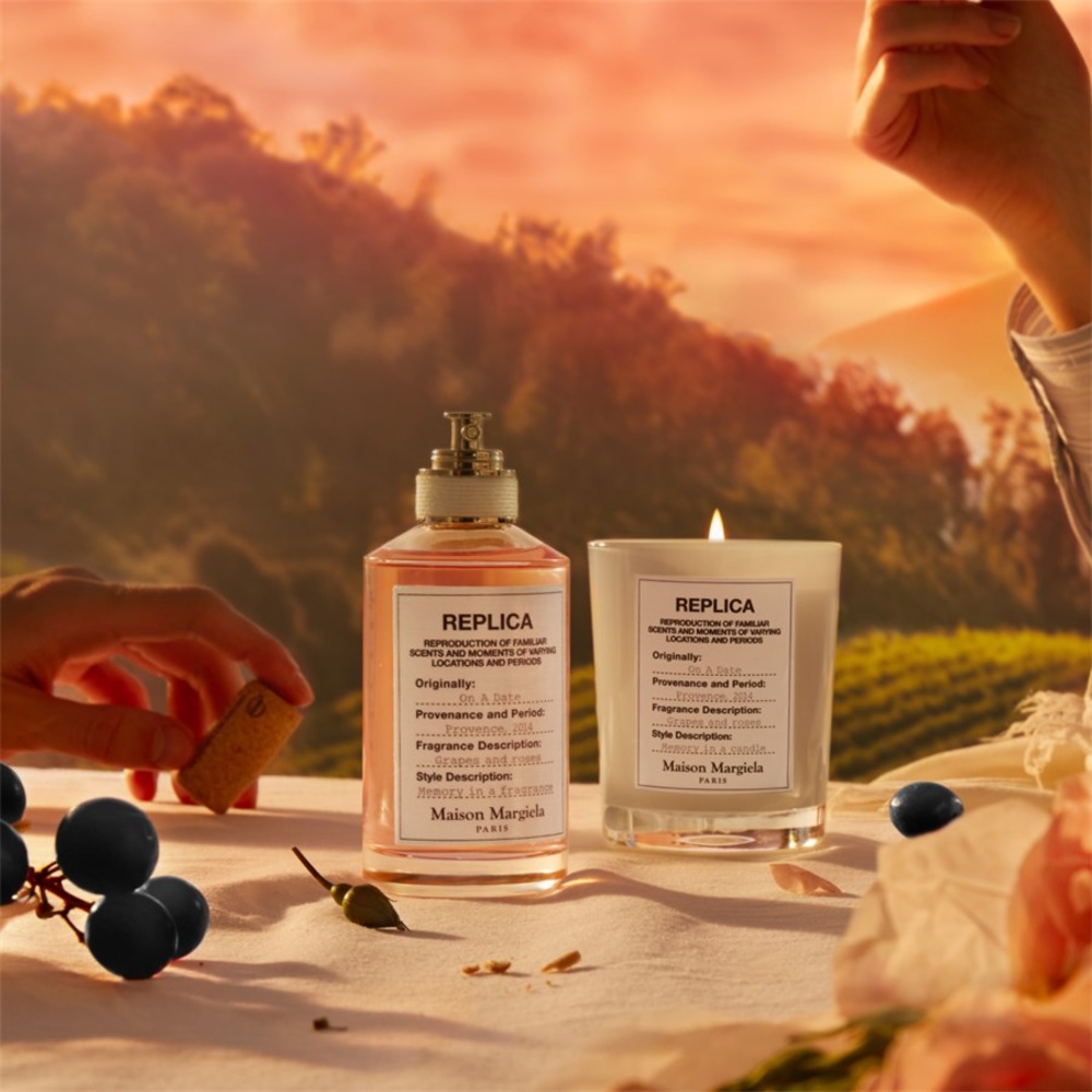Maison Margiela Untitled On A Date Candle Bougie