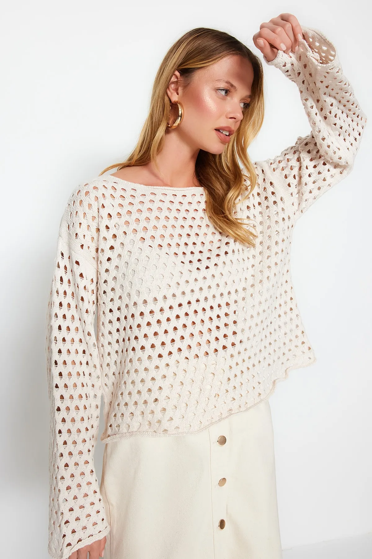 Trendyol Collection  Steindünner Strickpullover mit Lochmuster TWOSS23KZ00050