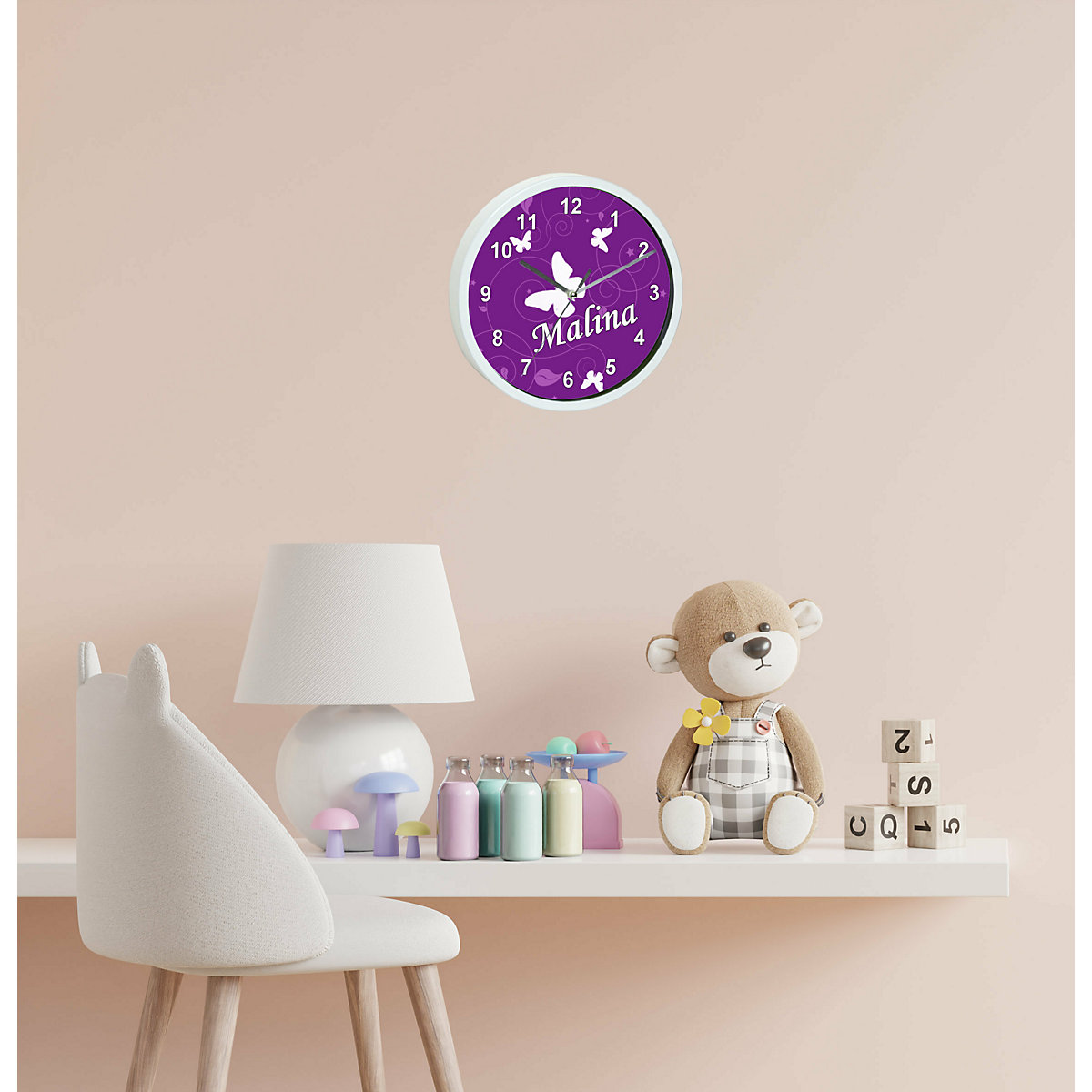 Kinder Wanduhr personalisiert mit Name Schmetterling Lila