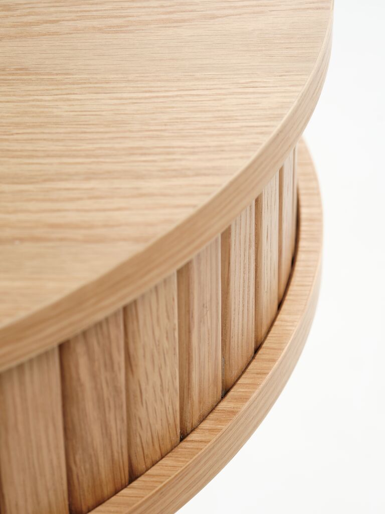LYNGVIG Consola LYNGVIG 50x110 2 portas laterais com persianas, carvalho natural
