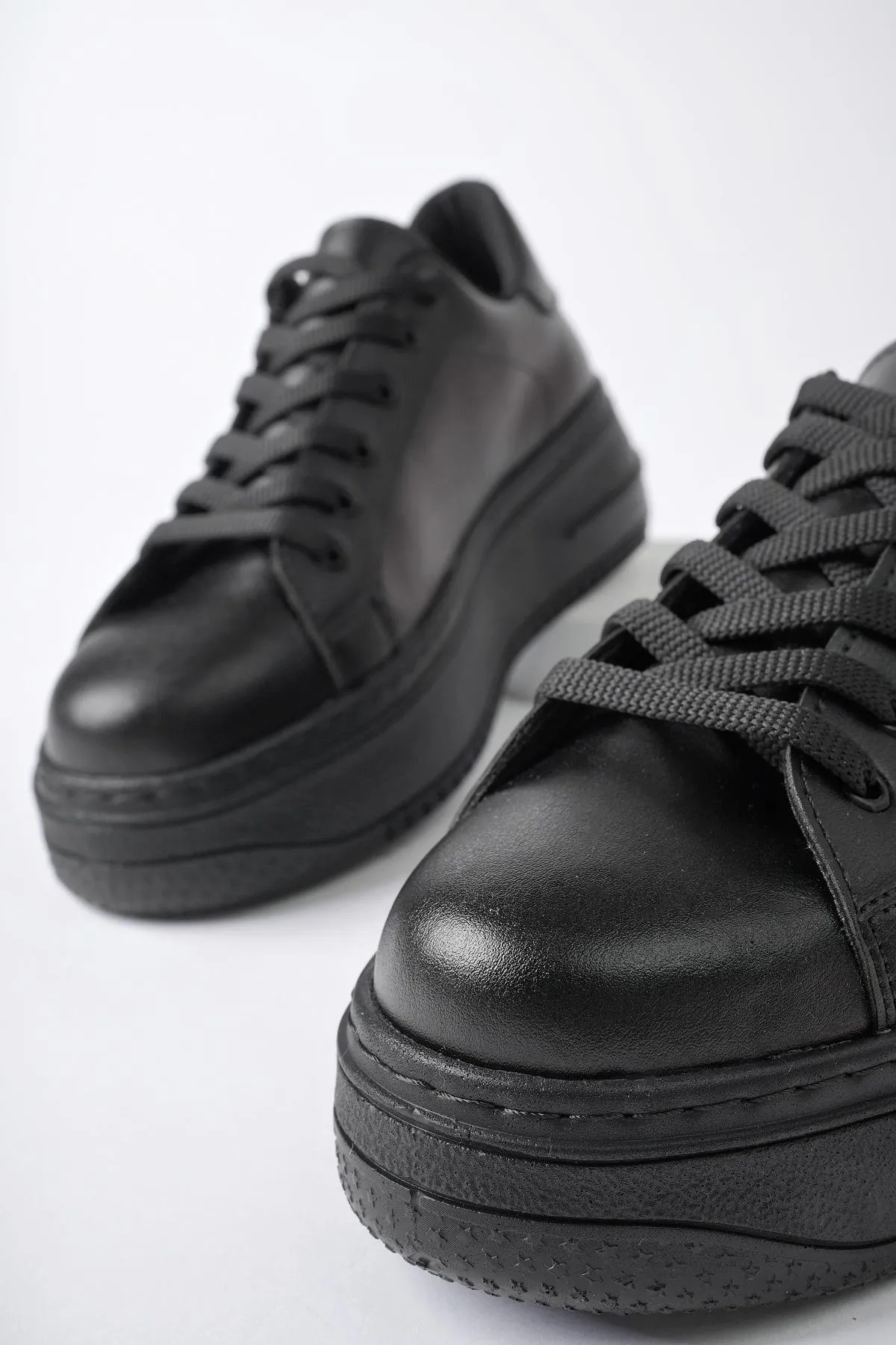 MUGGO  Samba garantierte Damen-Sneaker-Sportschuhe mit hoher Sohle zum Schnüren