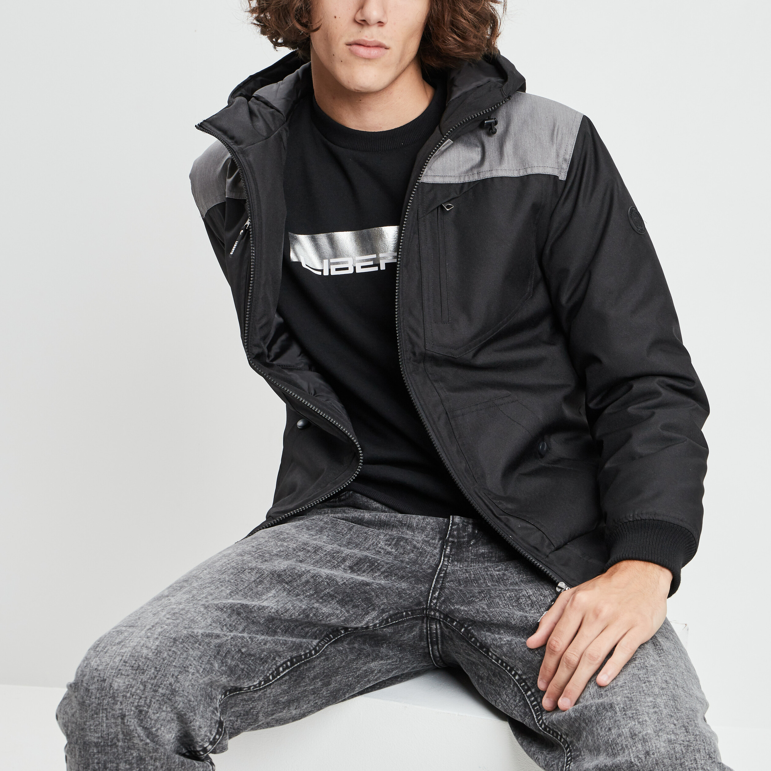 Blouson droit à capuche noir garçon | La Halle