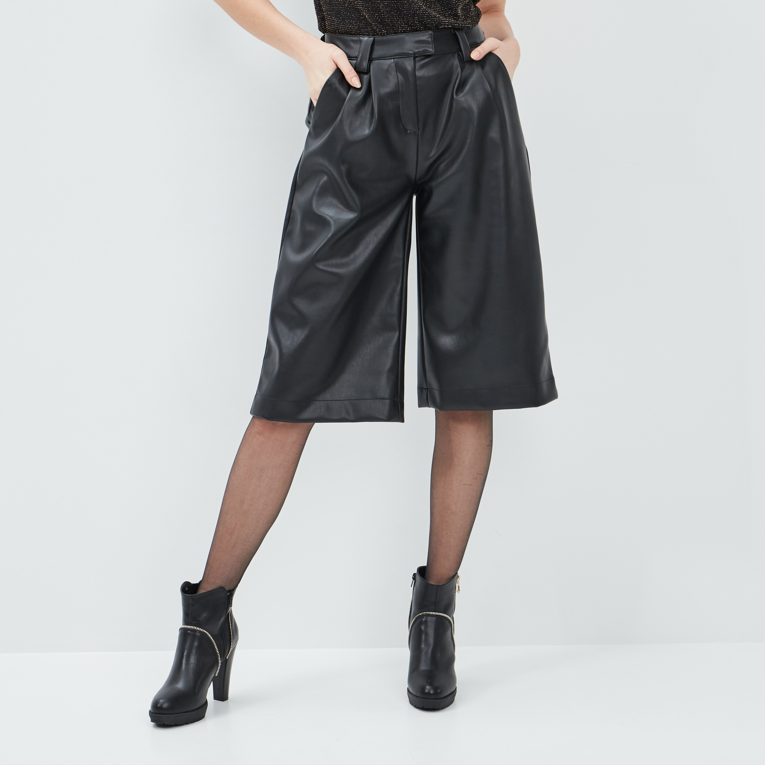 Jupe-Culotte large simili cuir noir femme | La Halle
