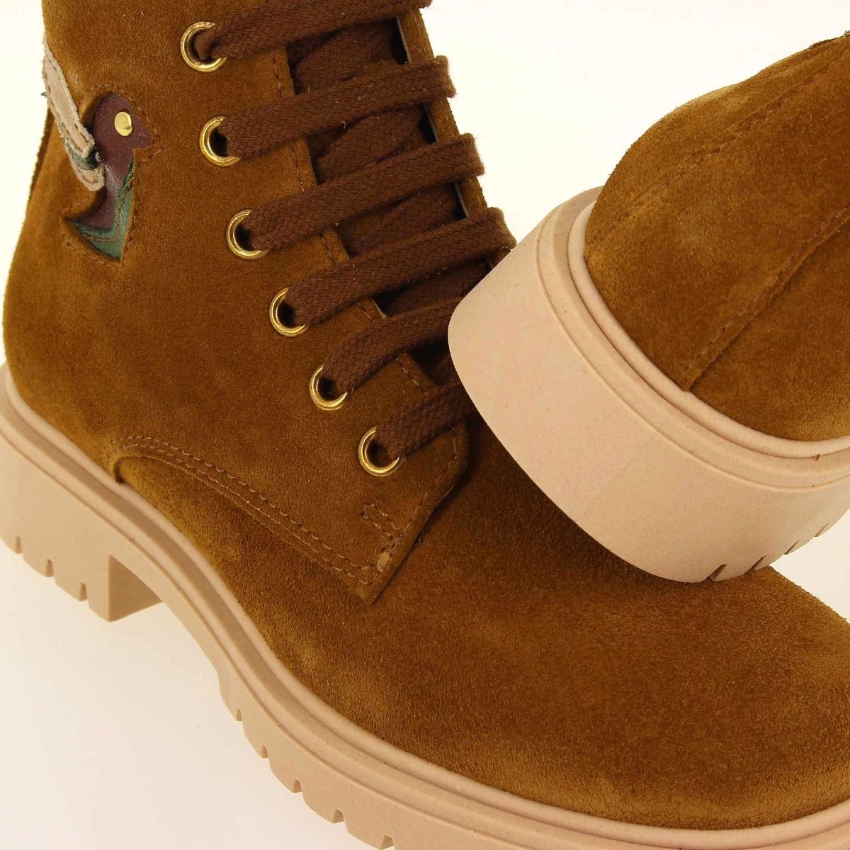 Bana & Co   23232020 - Cognac