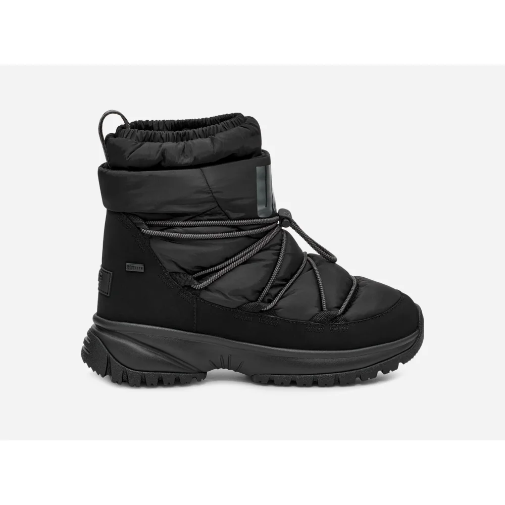 UGG Yose Puffer Mid 1131978-BLK / schwarz