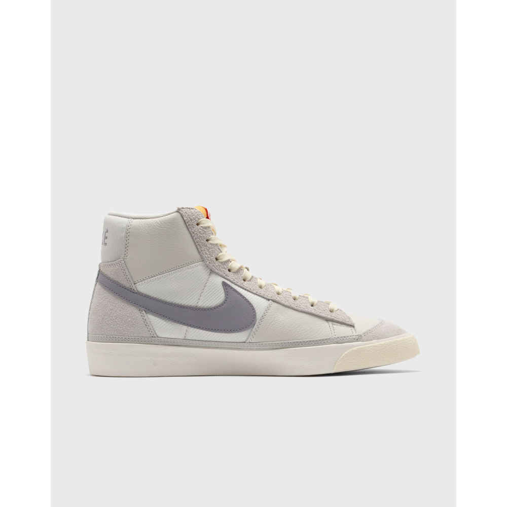 Nike Blazer Mid Pro Club DQ7673-104 / weiss