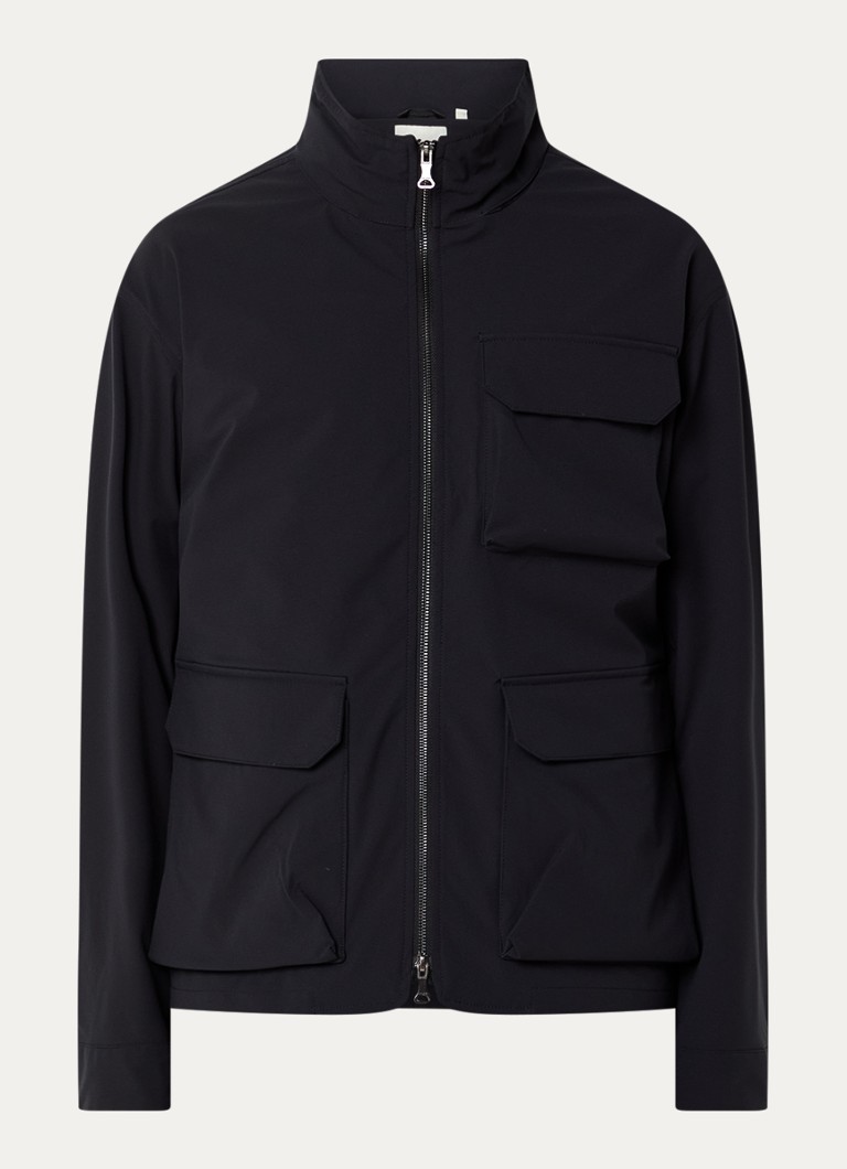 Μπουφάν Lyle & Scott softshell με κουκούλα που αποθηκεύεται και τσέπες με καπάκι