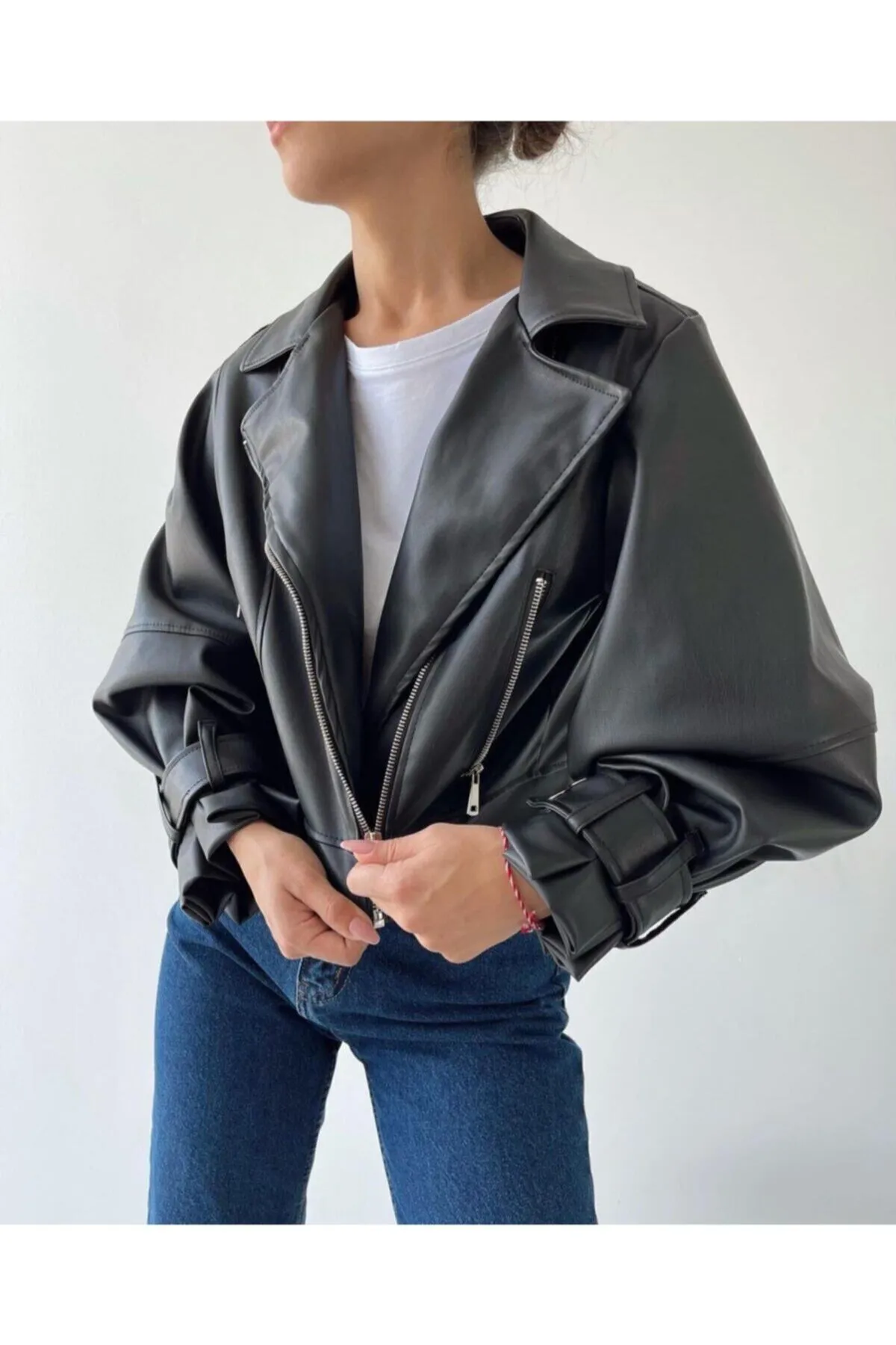 Afiş Butik  Schwarze Lederjacke mit Ballonärmeln