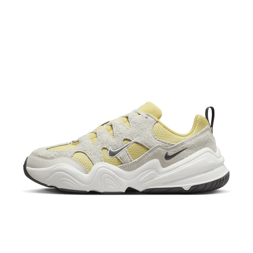 Nike Tech Hera DR9761-700 / gelb