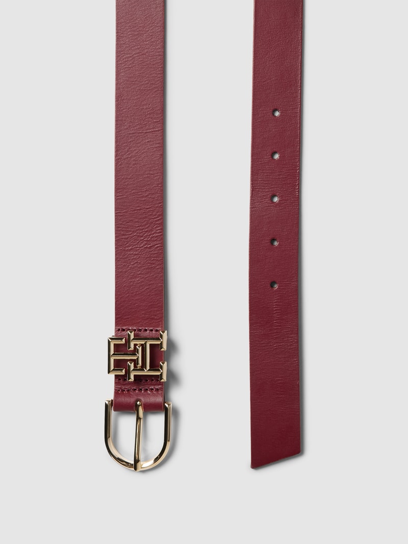 Gürtel aus Leder mit Label-Detail in dunkelrot