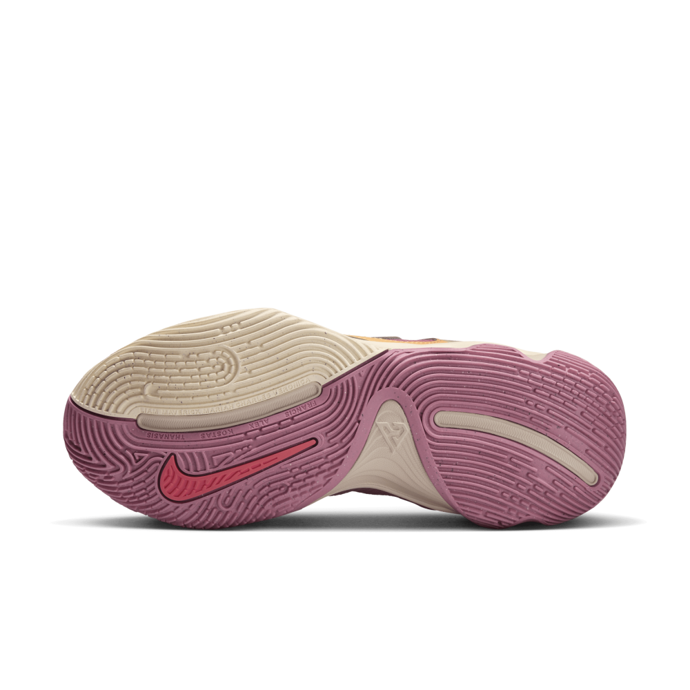 Nike Giannis Immortality 3 DZ7533-200 / braun