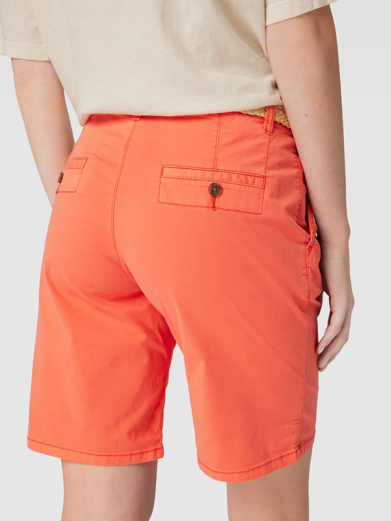 Chino-Shorts in koralle