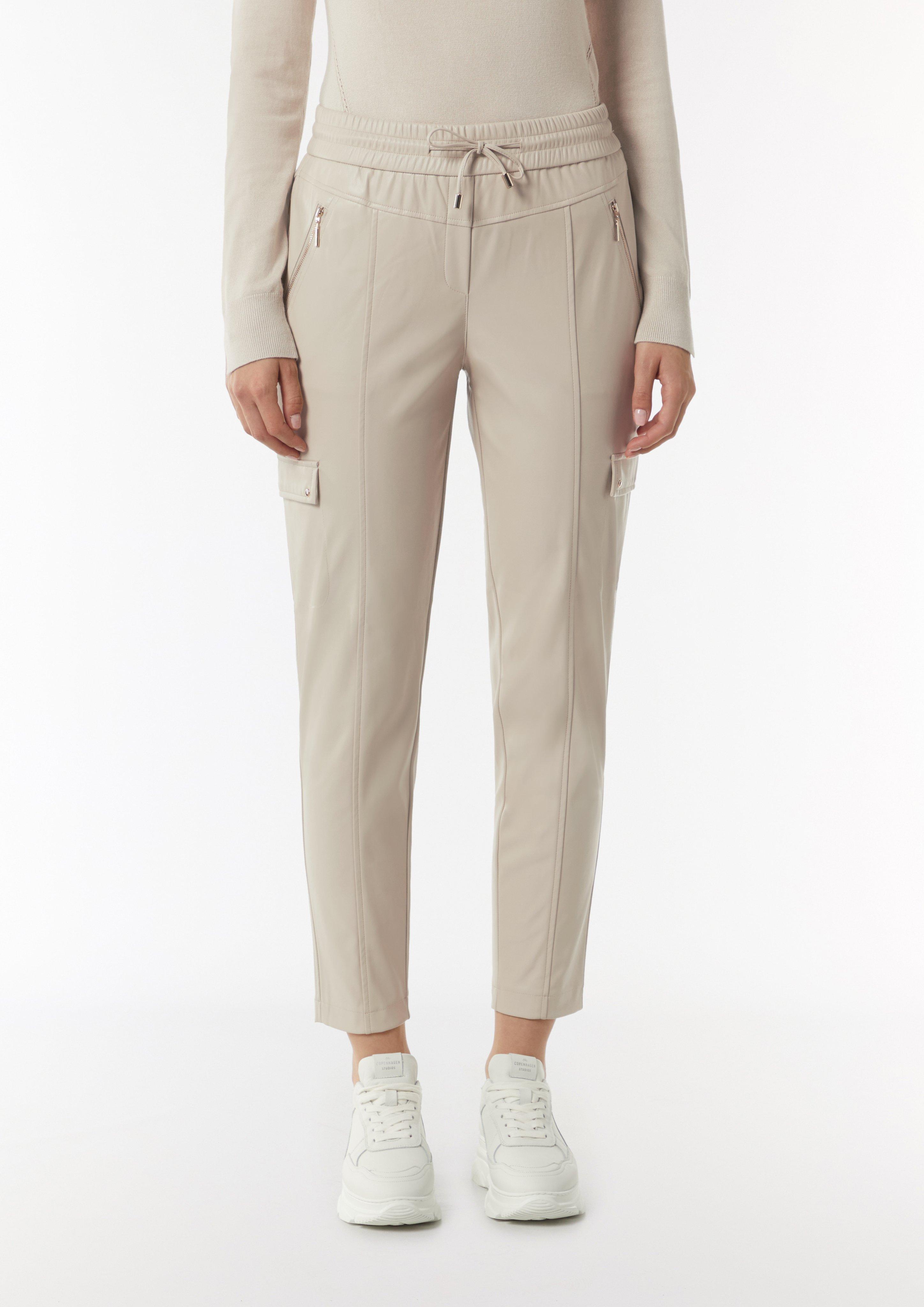 Schlupfhose in Lederoptik mit Cargotaschen - helles beige