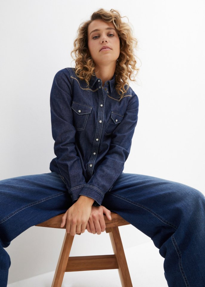 Jeansbluse mit Stickerei