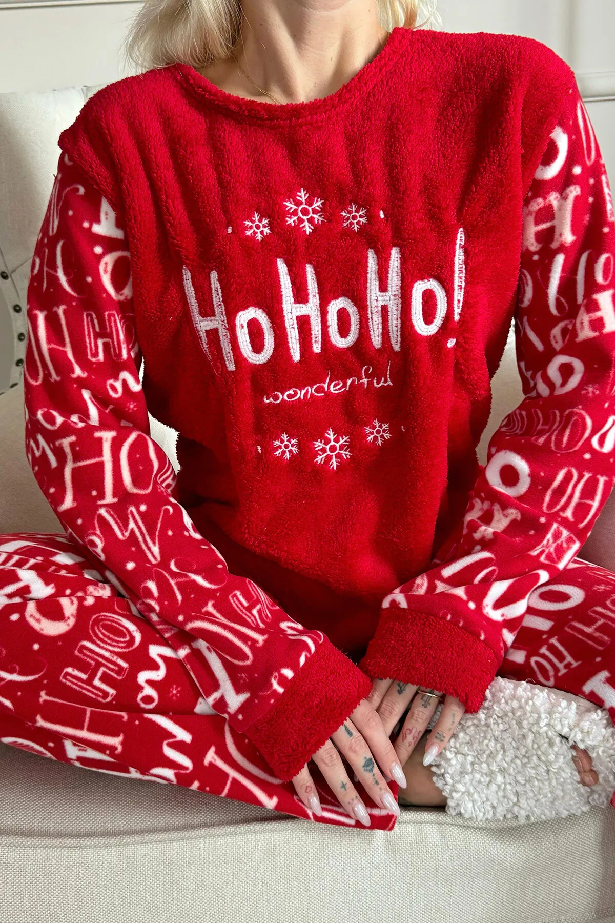 Pijamaevi  Rotes Hoho-gemustertes Plüsch-Pyjama-Set für Damen