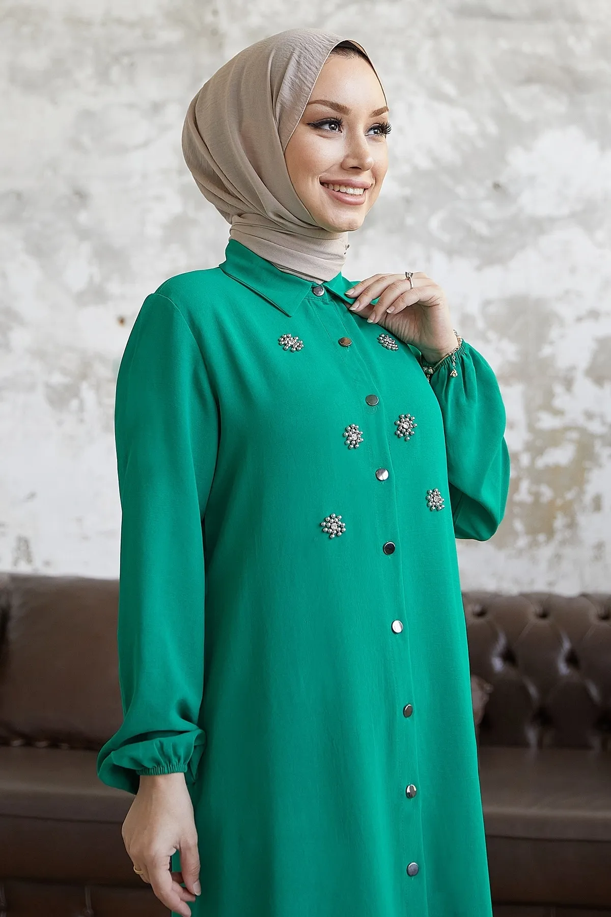 InStyle  Perlenbestickter Ayrobin-Doppelanzug für Damen von Benetton