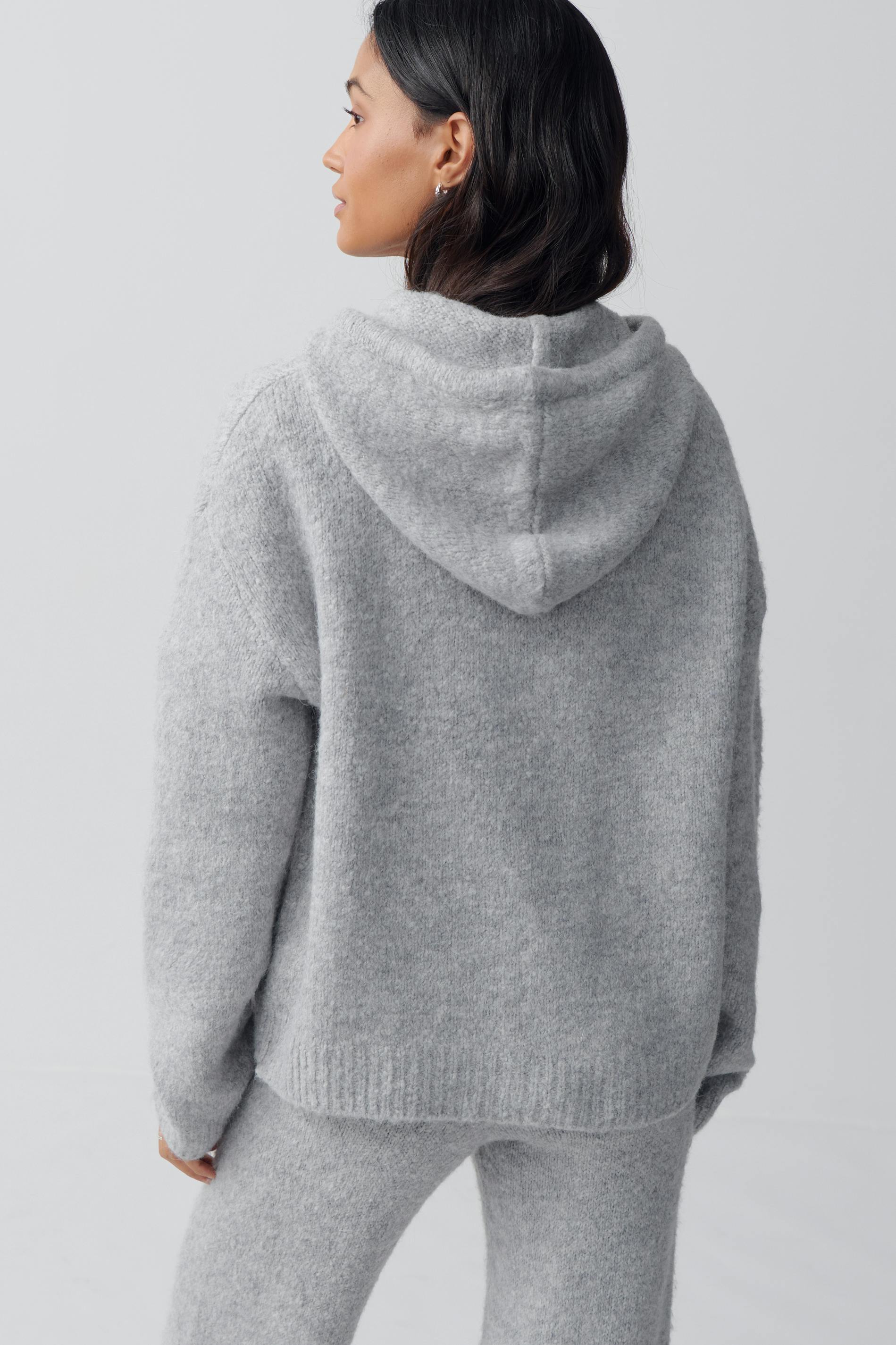 Knitted hoodie