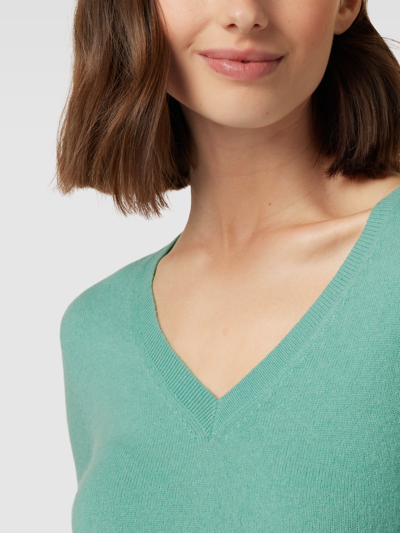 Strickpullover aus Kaschmir mit V-Ausschnitt in schilf