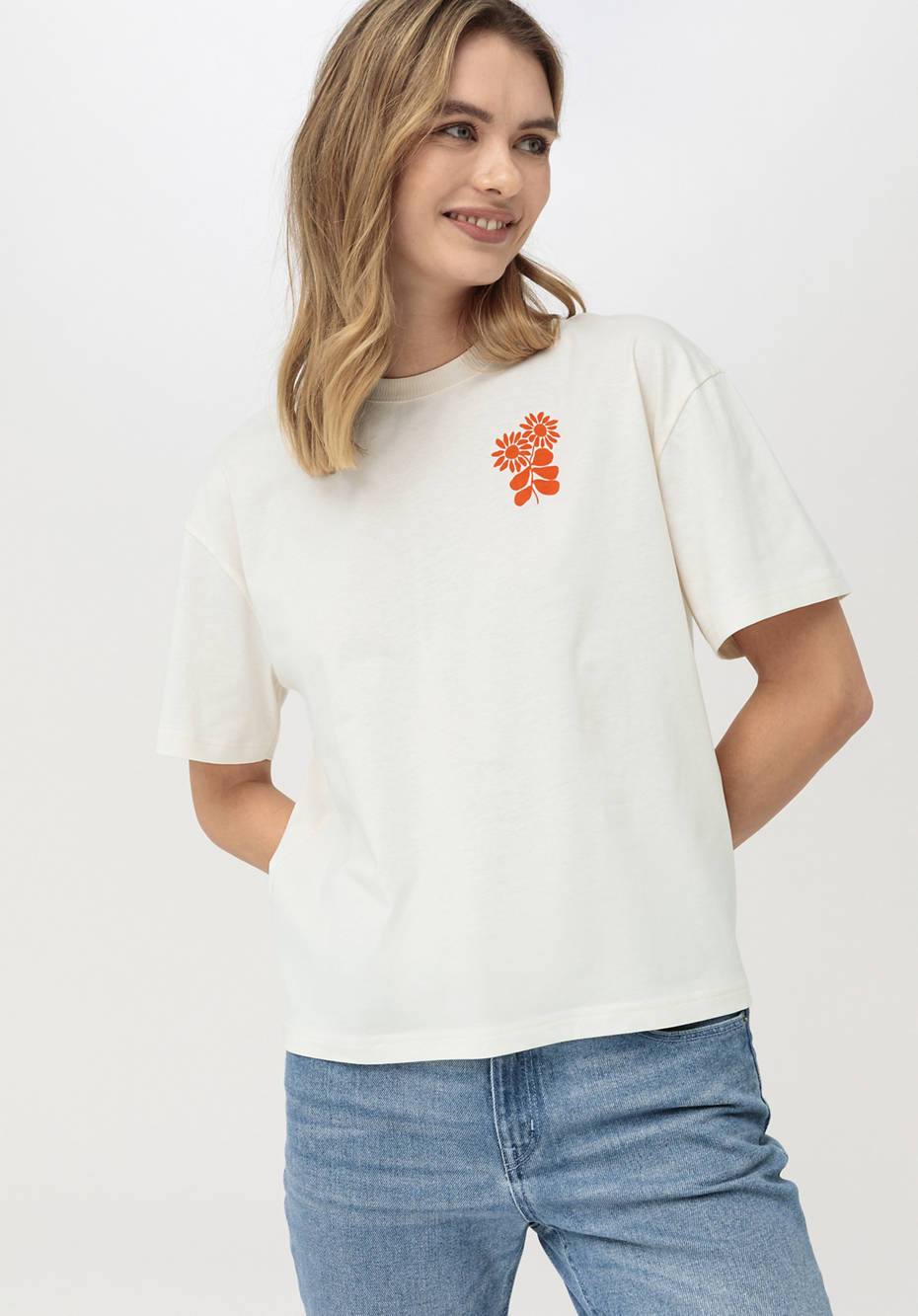 LIV LEE X HESSNATUR T-Shirt aus reiner Bio-Baumwolle