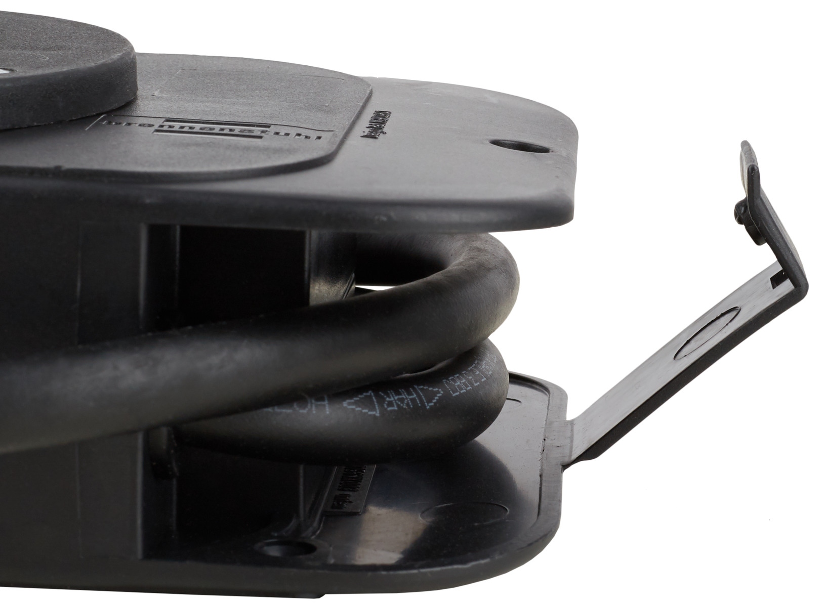 Brennenstuhl 1151600020 Strømfordeler 16A 2m kabel for veggmontering IP44