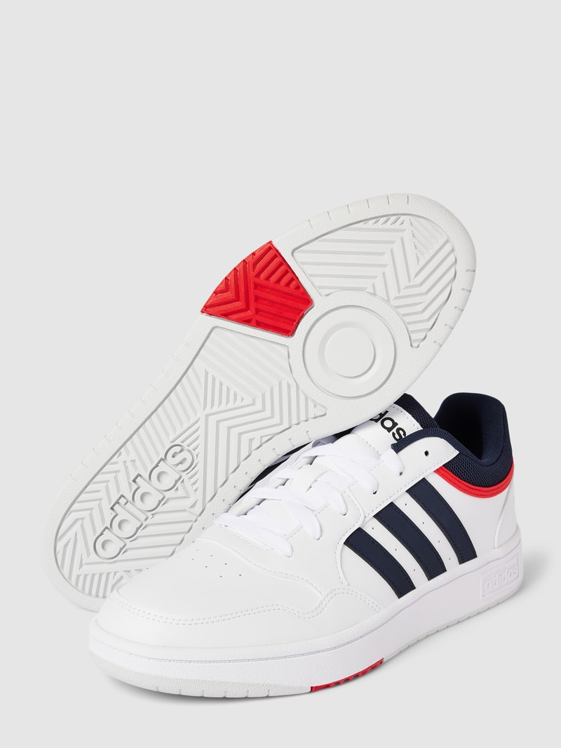 Sneaker mit Kontrastbesatz Modell 'HOOPS 3.0.' in weiß