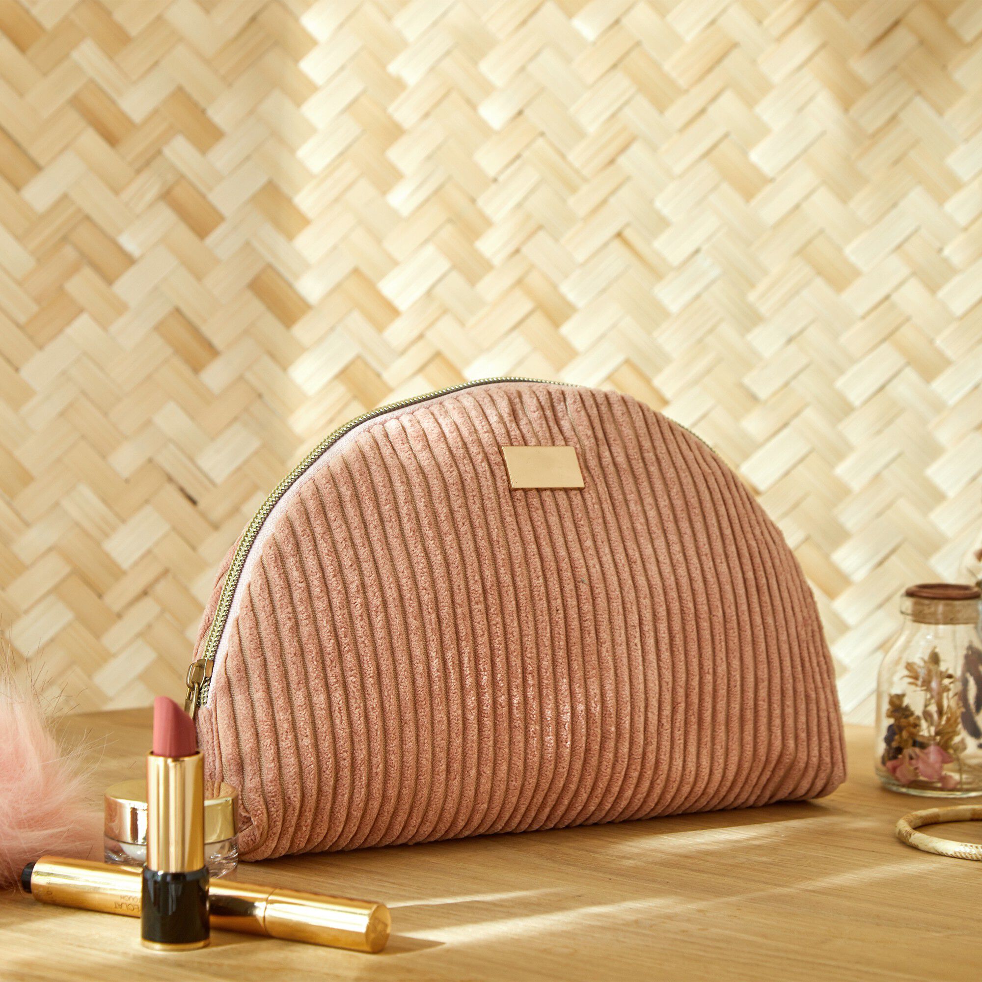 Trousse de toilette en velours zippée