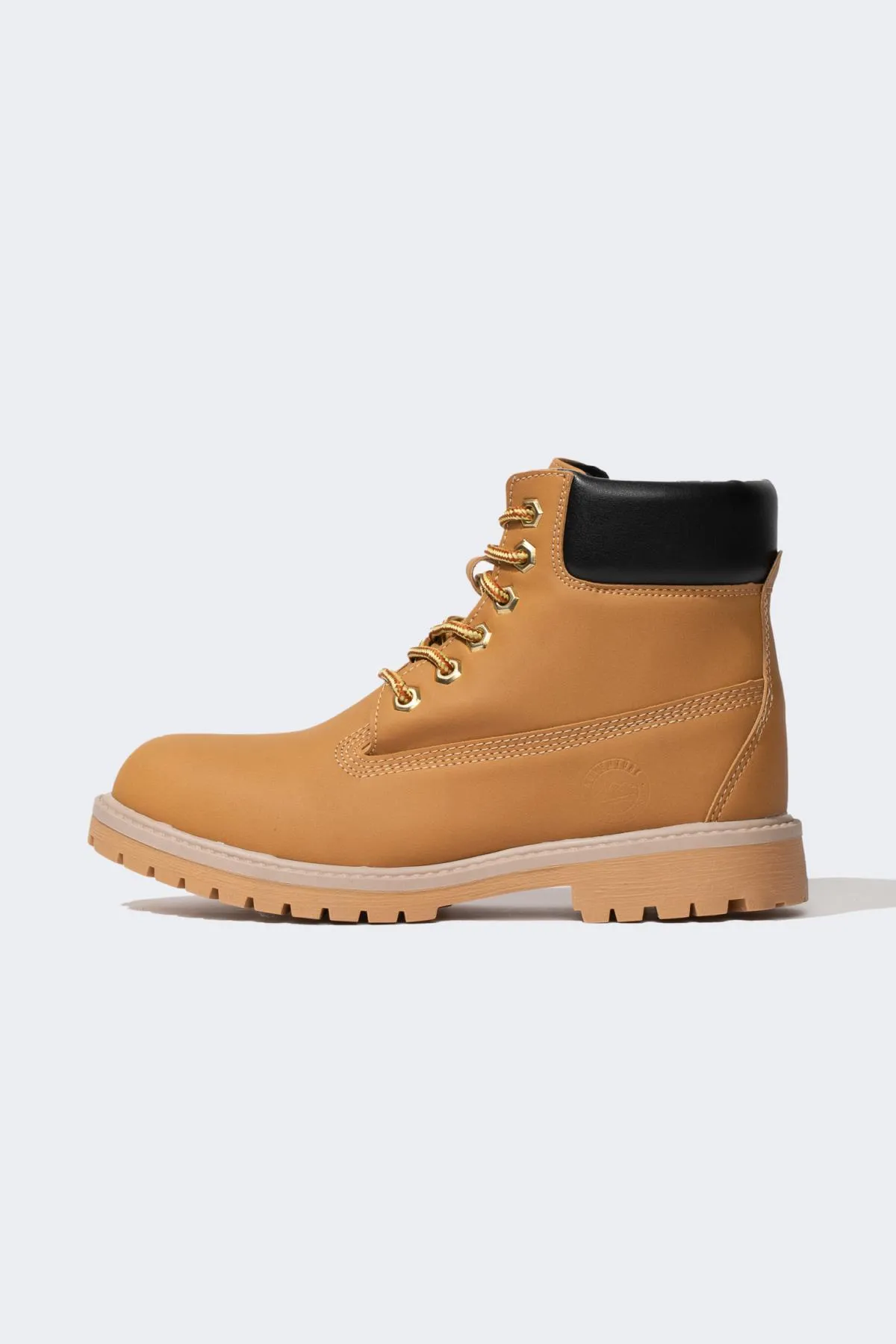 DeFacto  Jungen Stiefel aus Kunstleder mit gezackter Sohle B8341a823wn