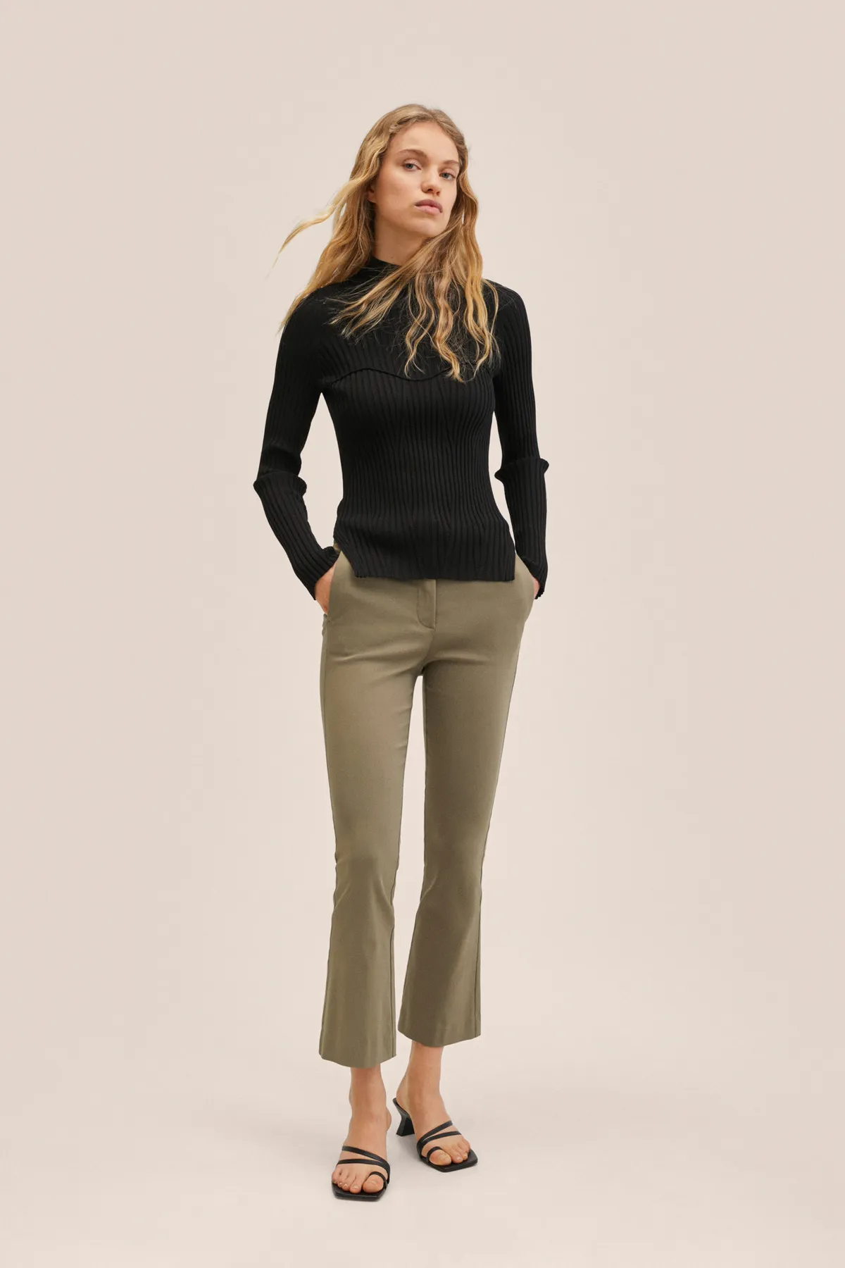 MANGO  27003267 Damen/Mädchen Khaki