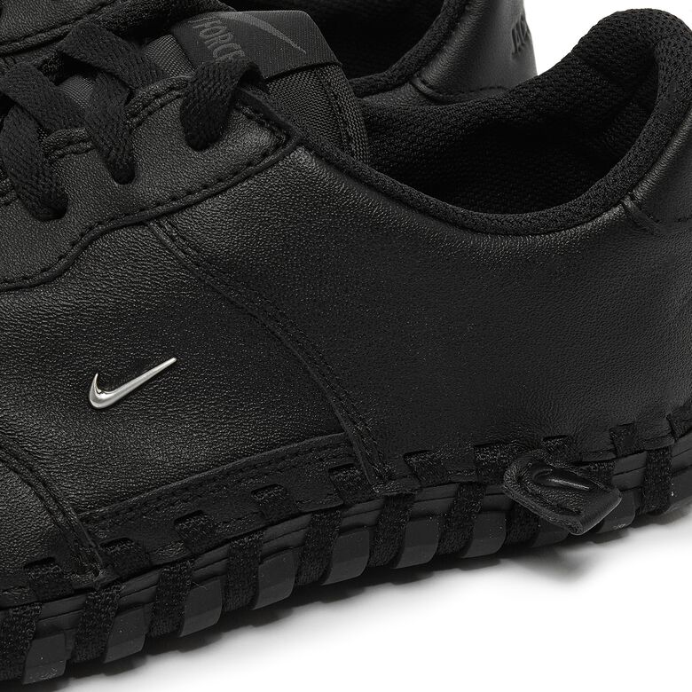 NIKE x Jacquemus J Force 1 Low LX SP black/metallic silver