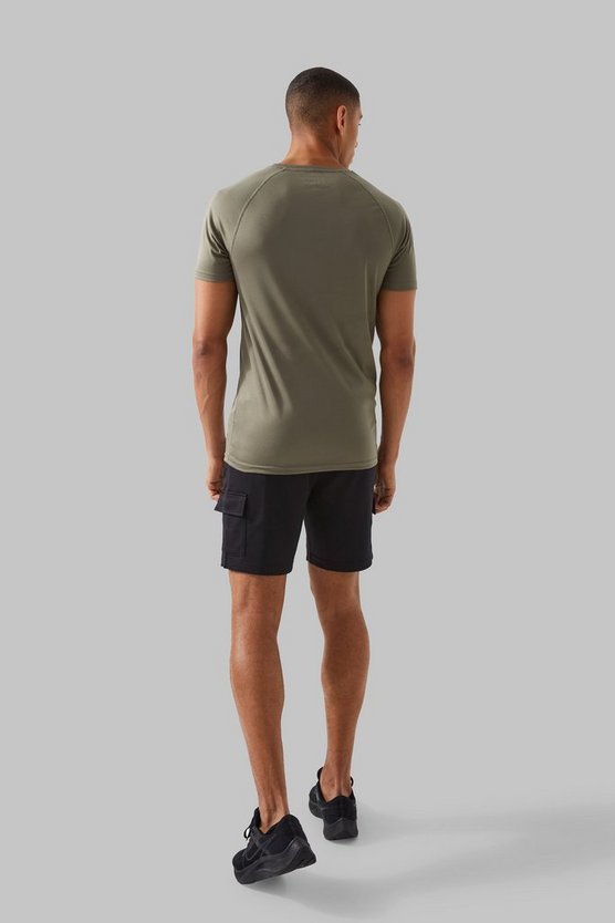 Man Active Raglan T-Shirt