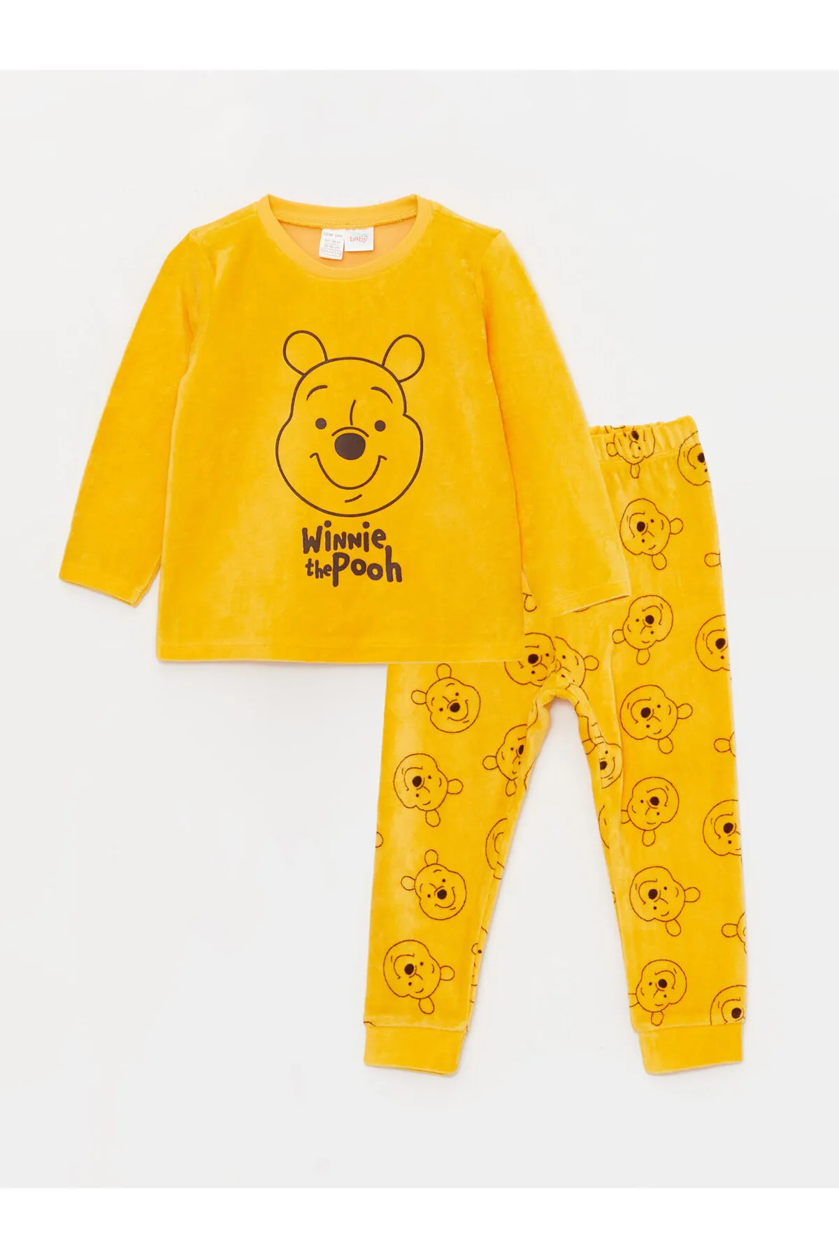 LC Waikiki  Langarm-Pyjama-Set für Jungen mit Rundhalsausschnitt und Winnie Puuh-Aufdruck