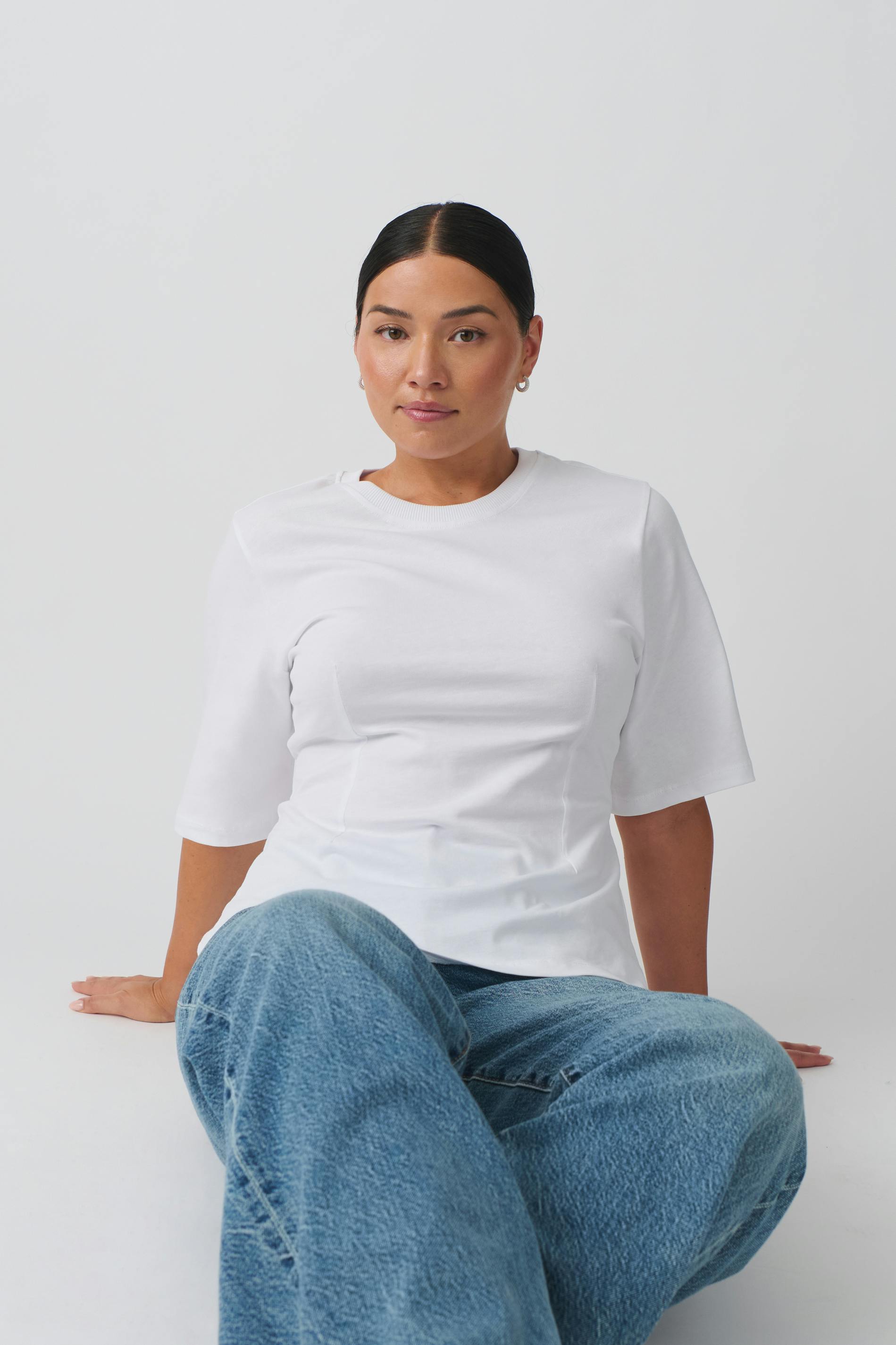 Fitted tee