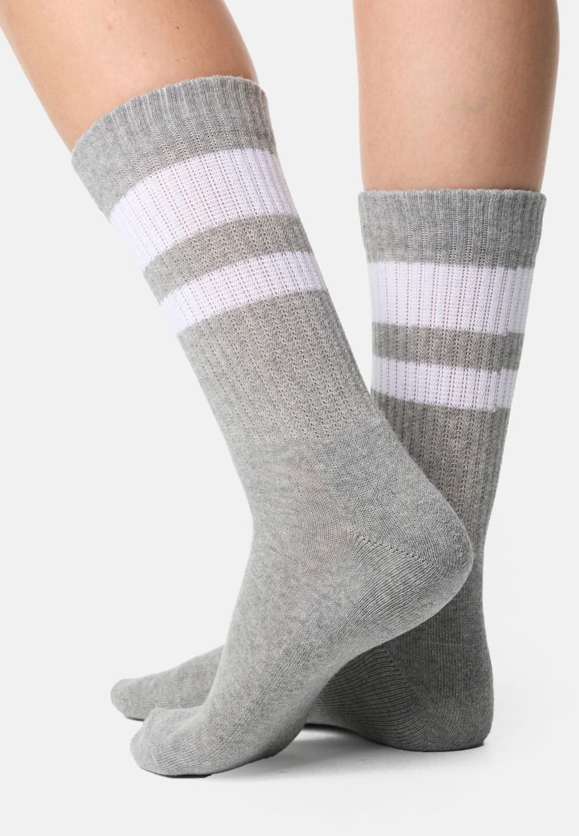 Sportsocken weiß + grau + schwarz Gr. 39-42, 3 St