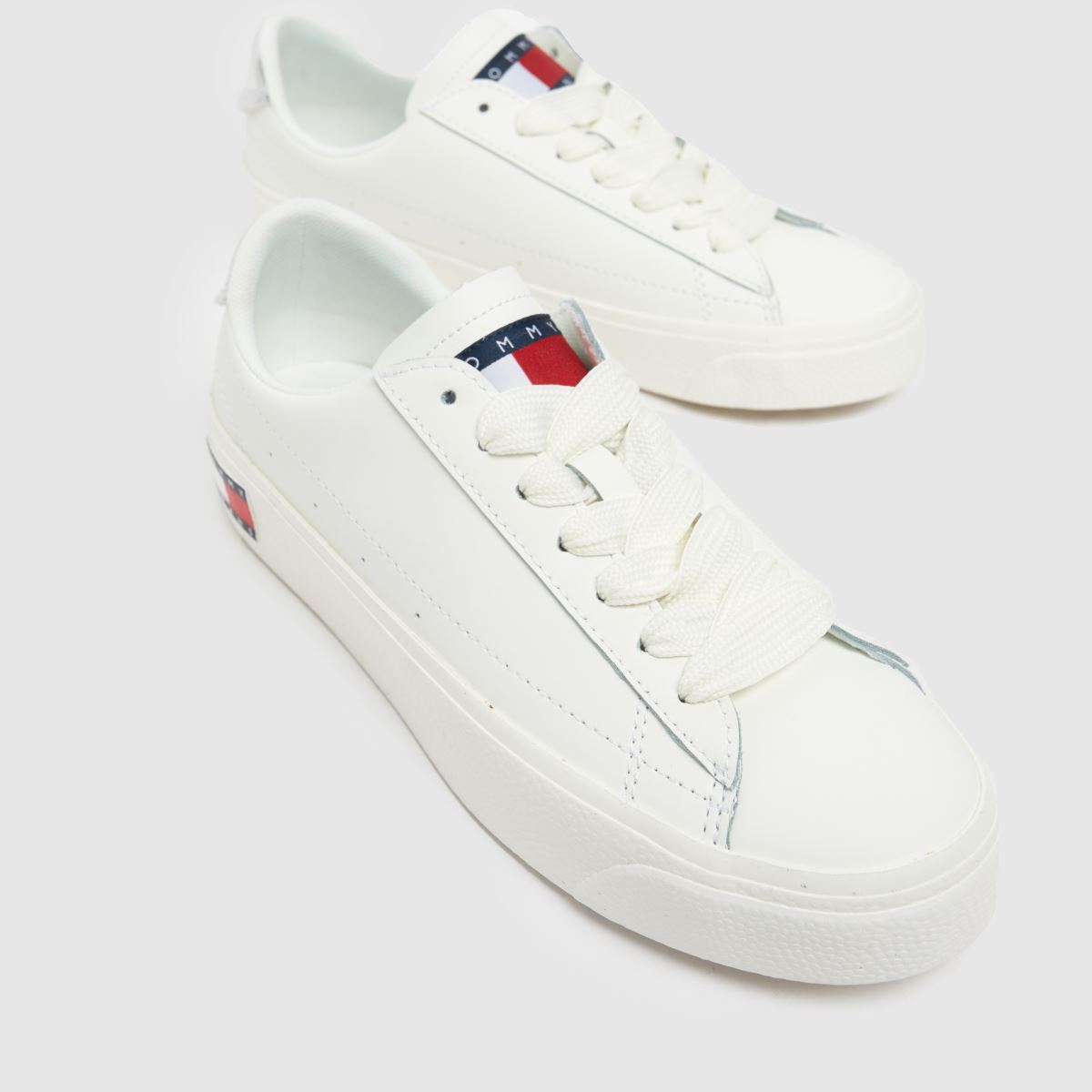 Tommy Jeans – Vitt lädersneakers i vulcfärgat läder