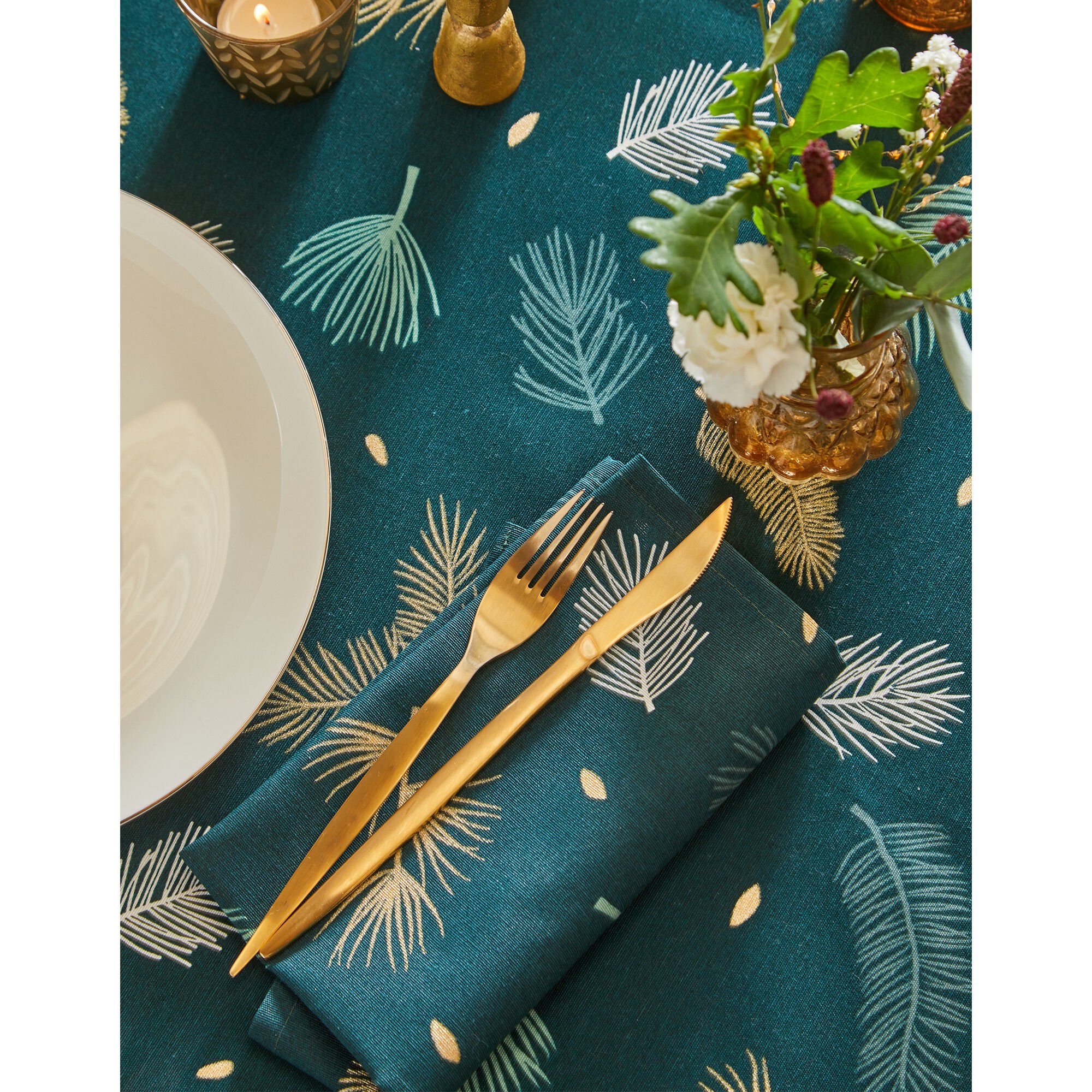 Nappe imprimée feuillage doré