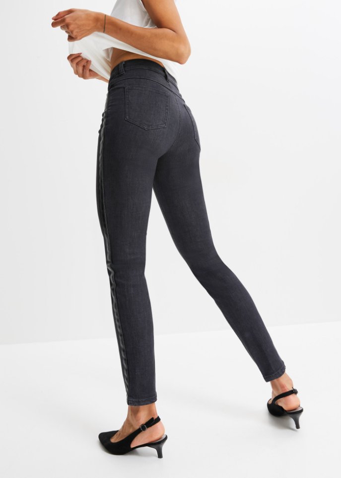 Stretch-Jeans mit Lederimitateinsatz