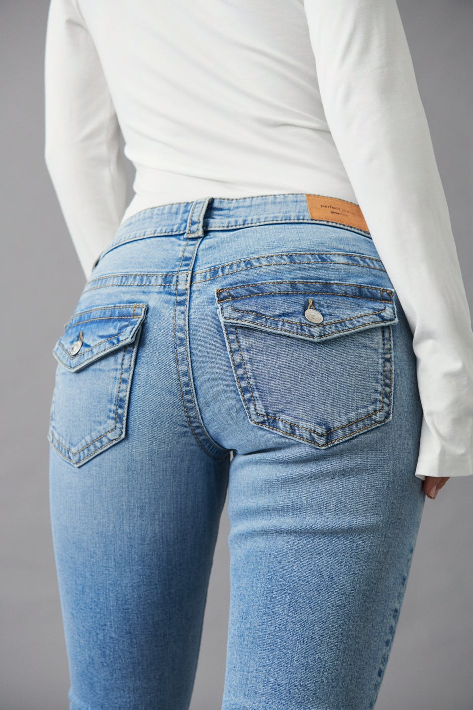 Y2k low bootcut jeans