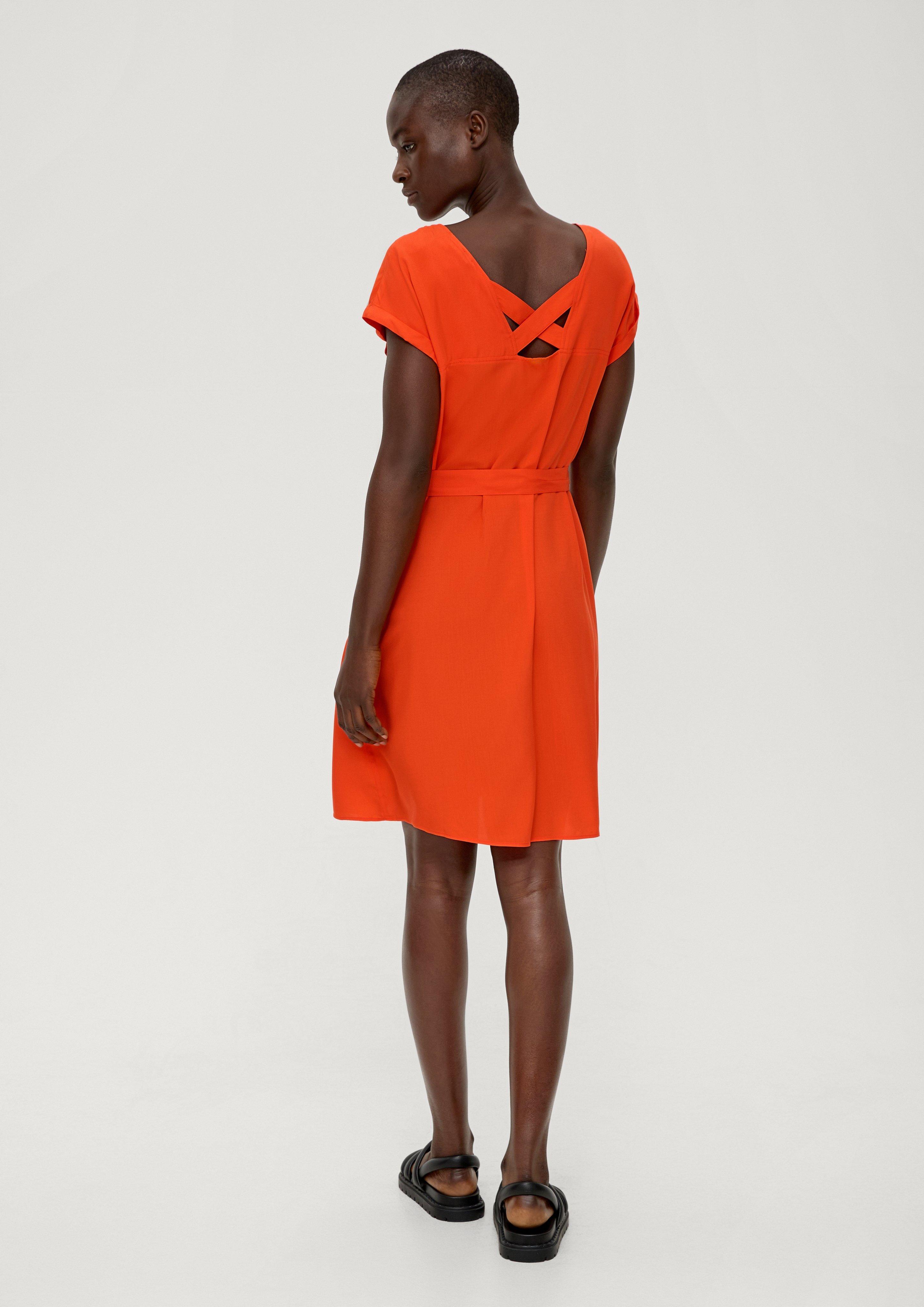 Kleid mit Bindeband aus Viskose  2131810-2550