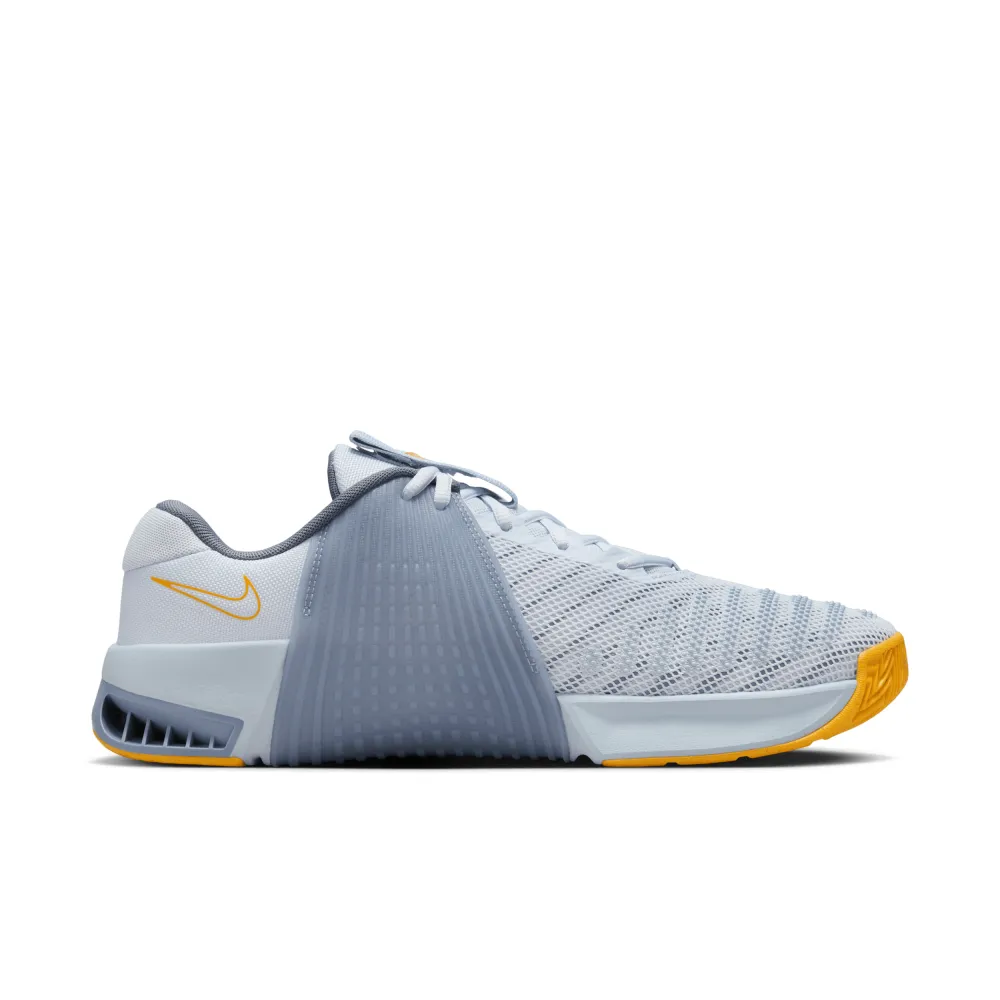 Nike Metcon 9 Workout DZ2617-005 / grau